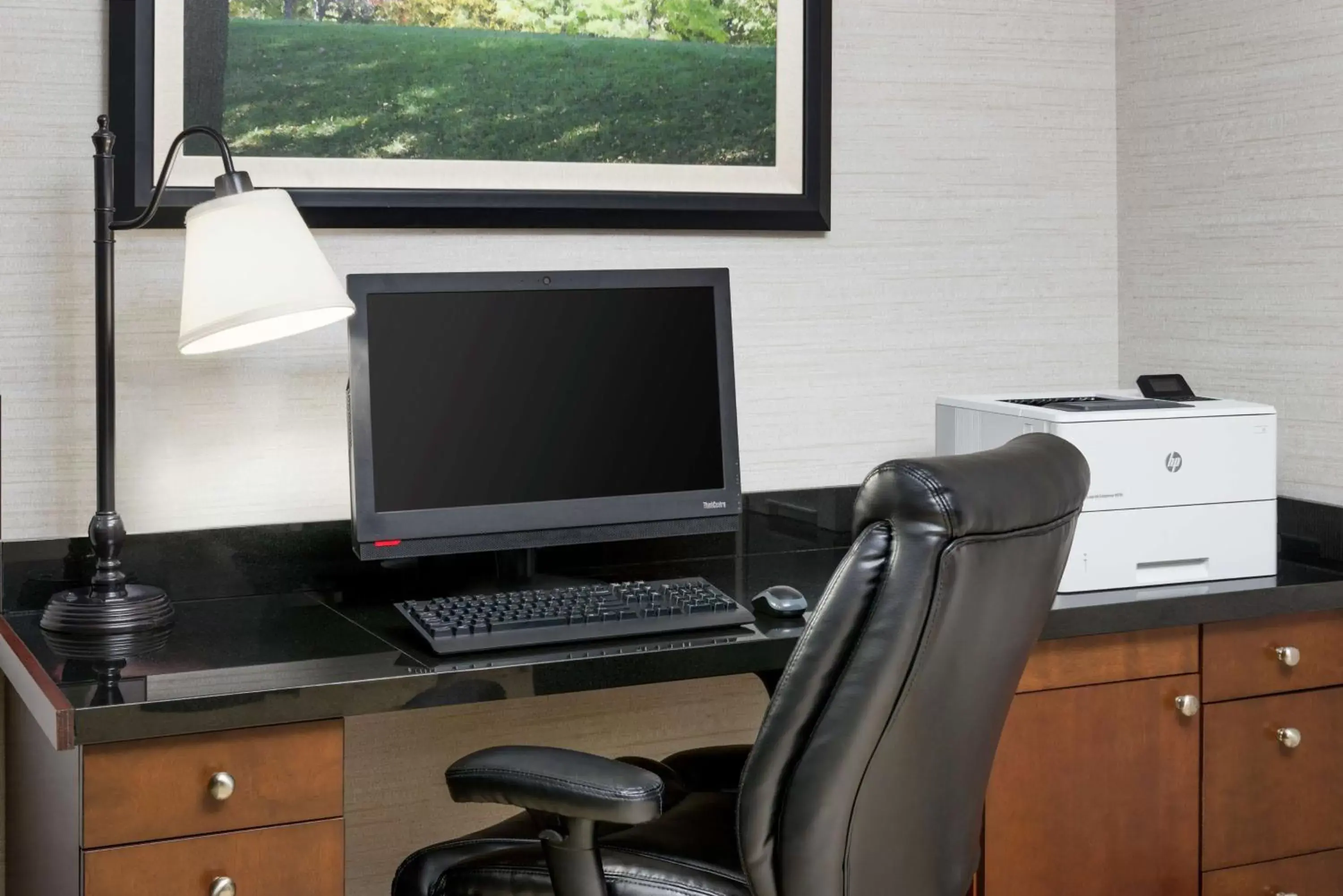 Business facilities in Hampton Inn & Suites National Harbor/Alexandria Area