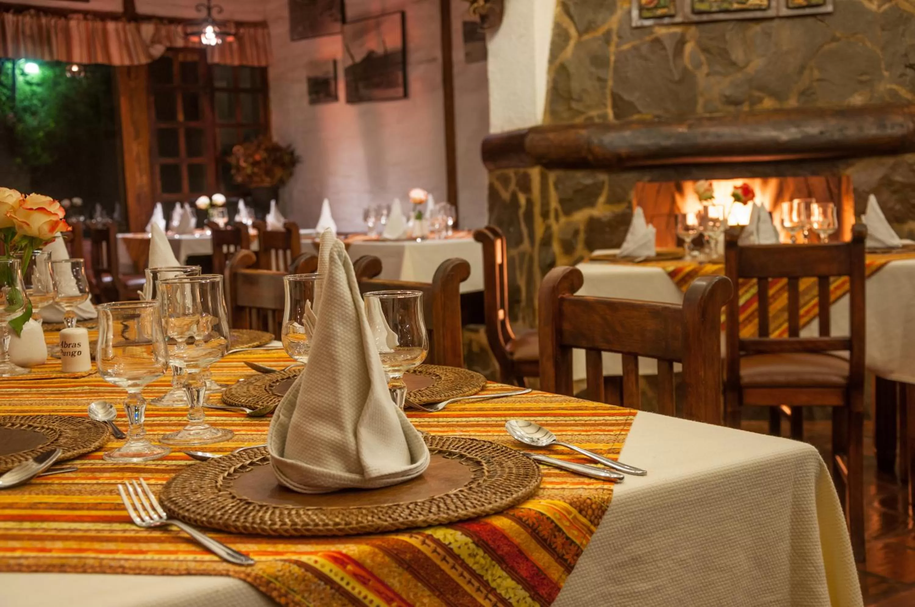 Restaurant/places to eat in Hotel Hacienda Abraspungo