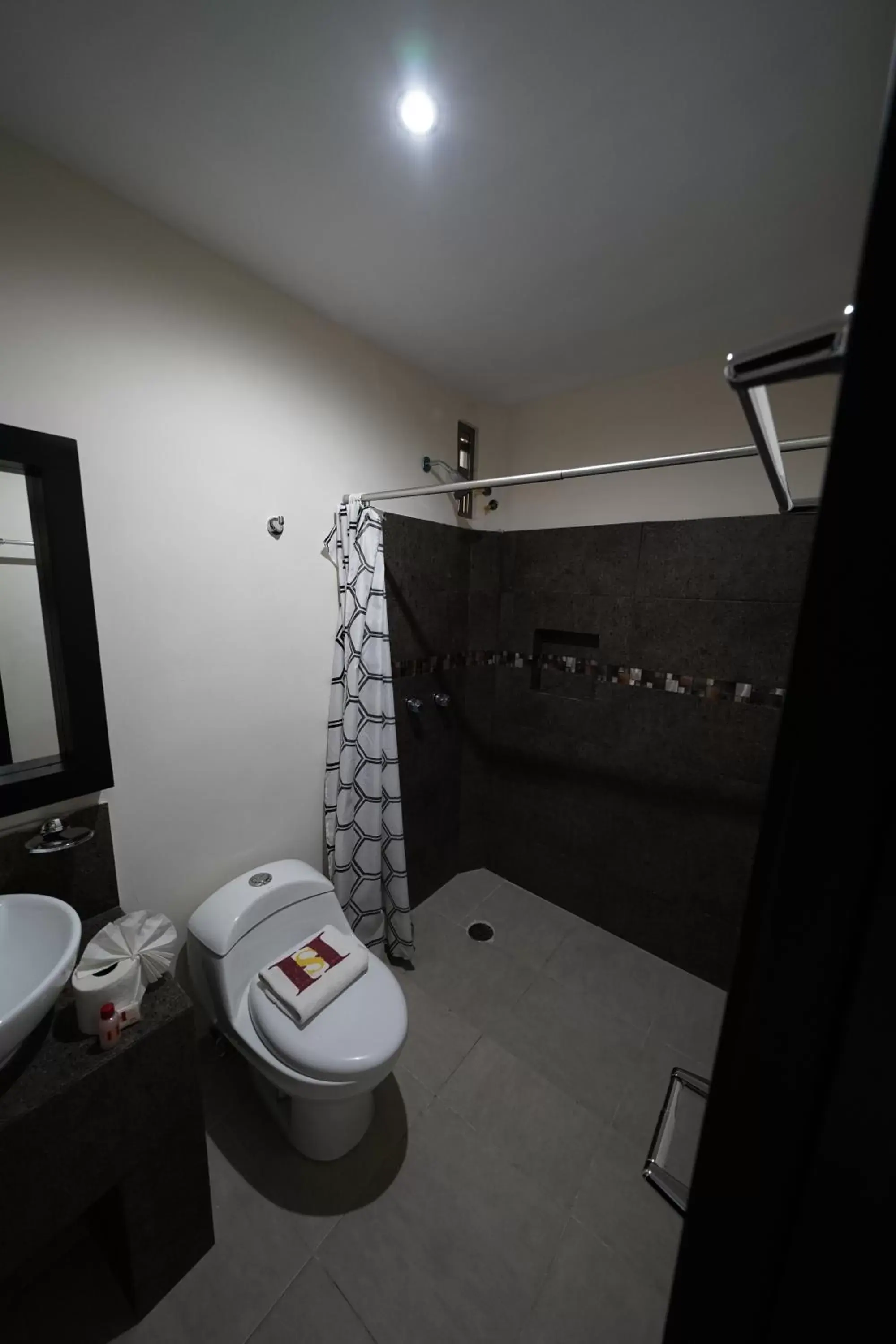 Bathroom in Hotel Sevilla Palenque