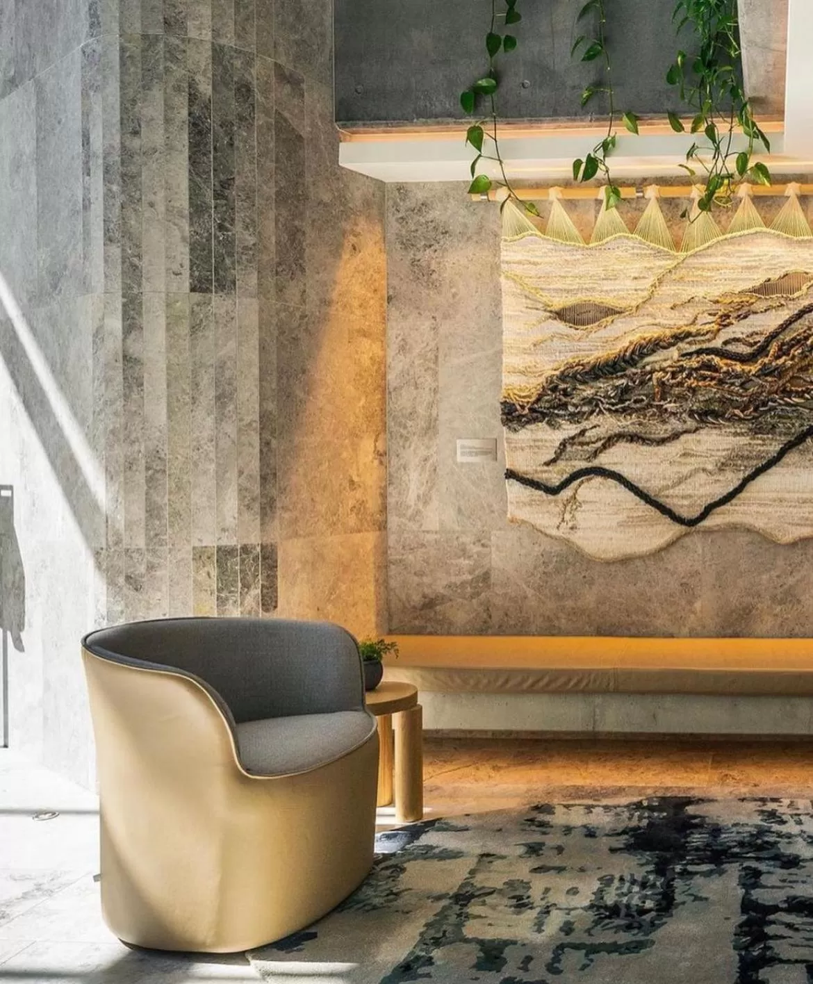 Lobby or reception in Vue Broadbeach - Official