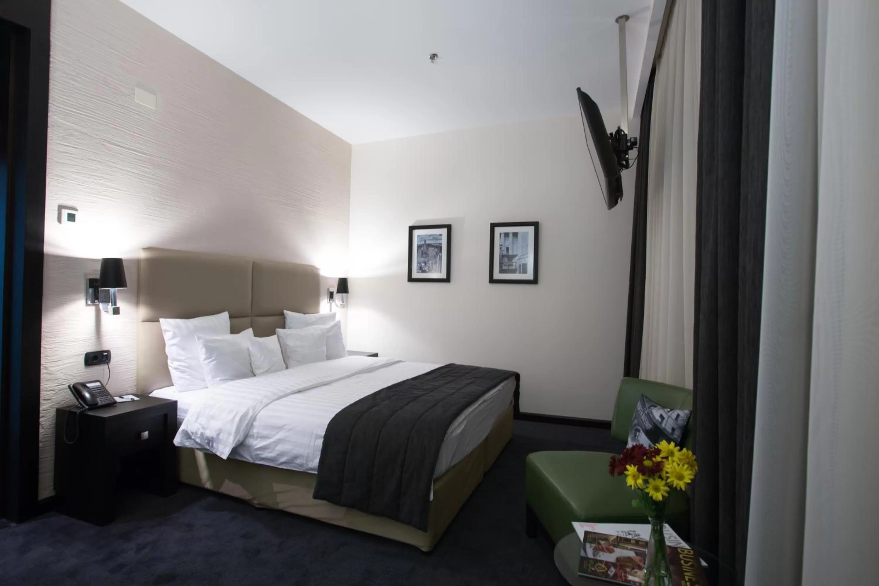 Photo of the whole room in North Avenue by Stellar Hotels, Yerevan