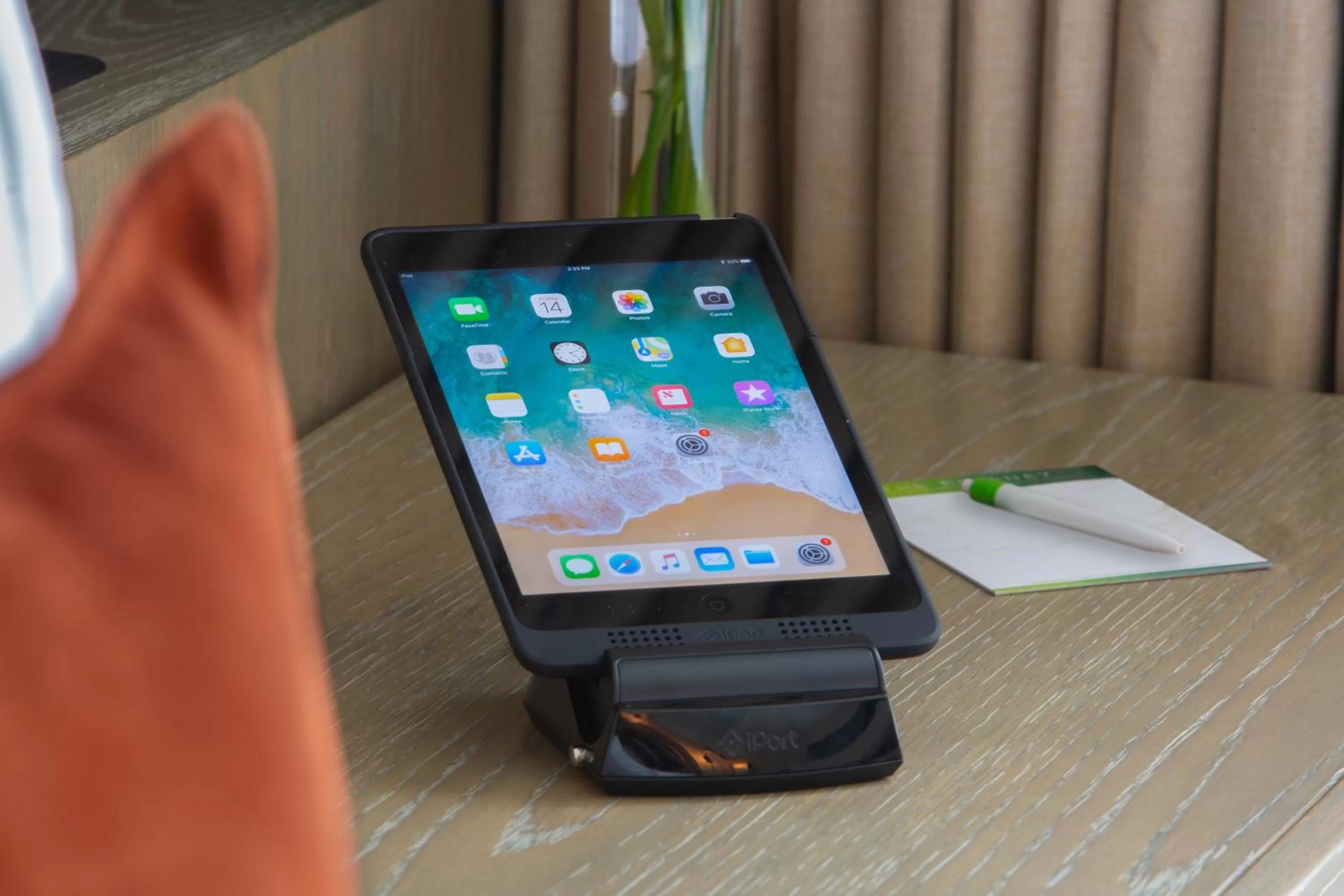 TV and multimedia in The Delaney Hotel