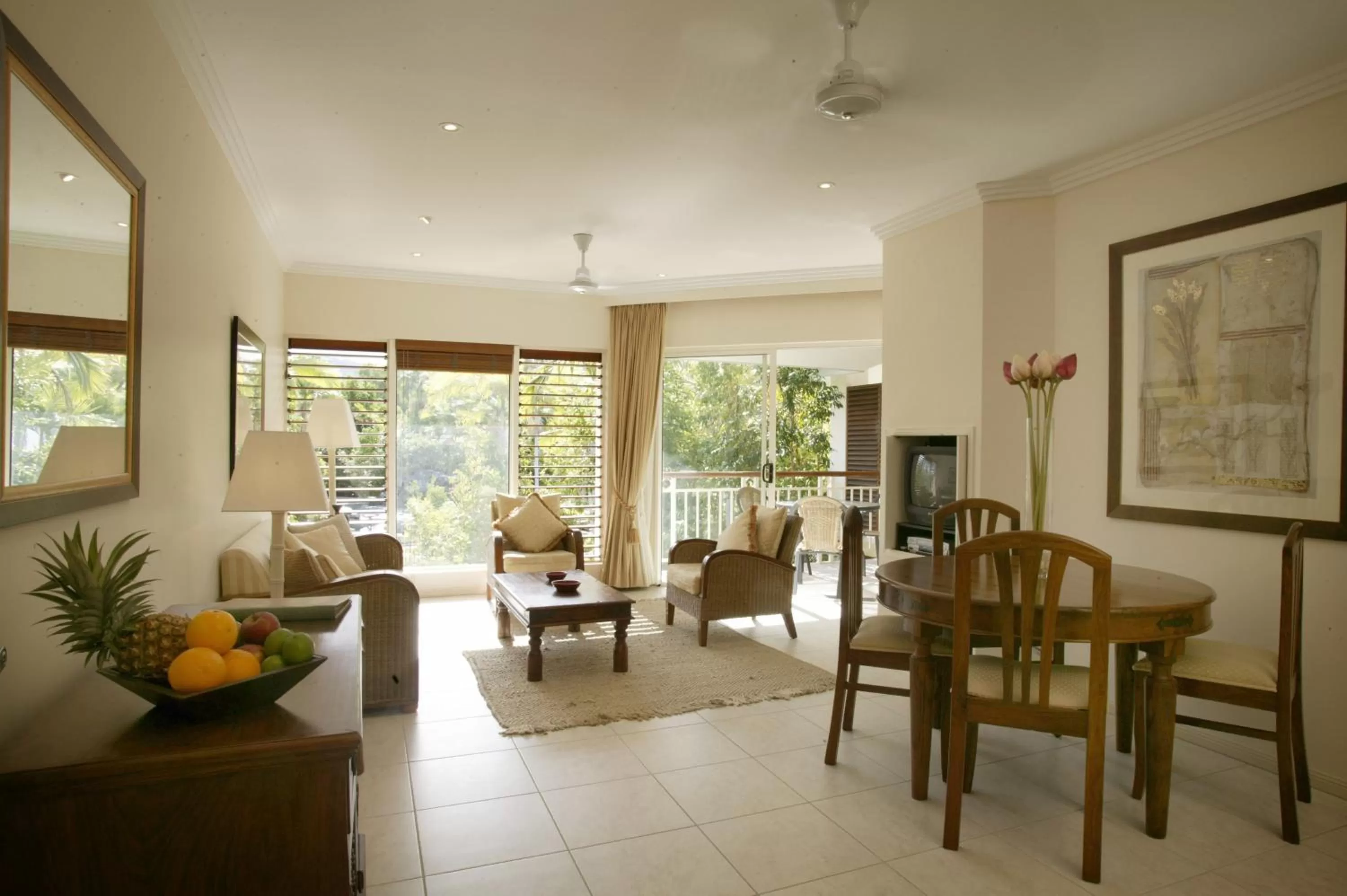 Living room in Paradise Links Resort Port Douglas