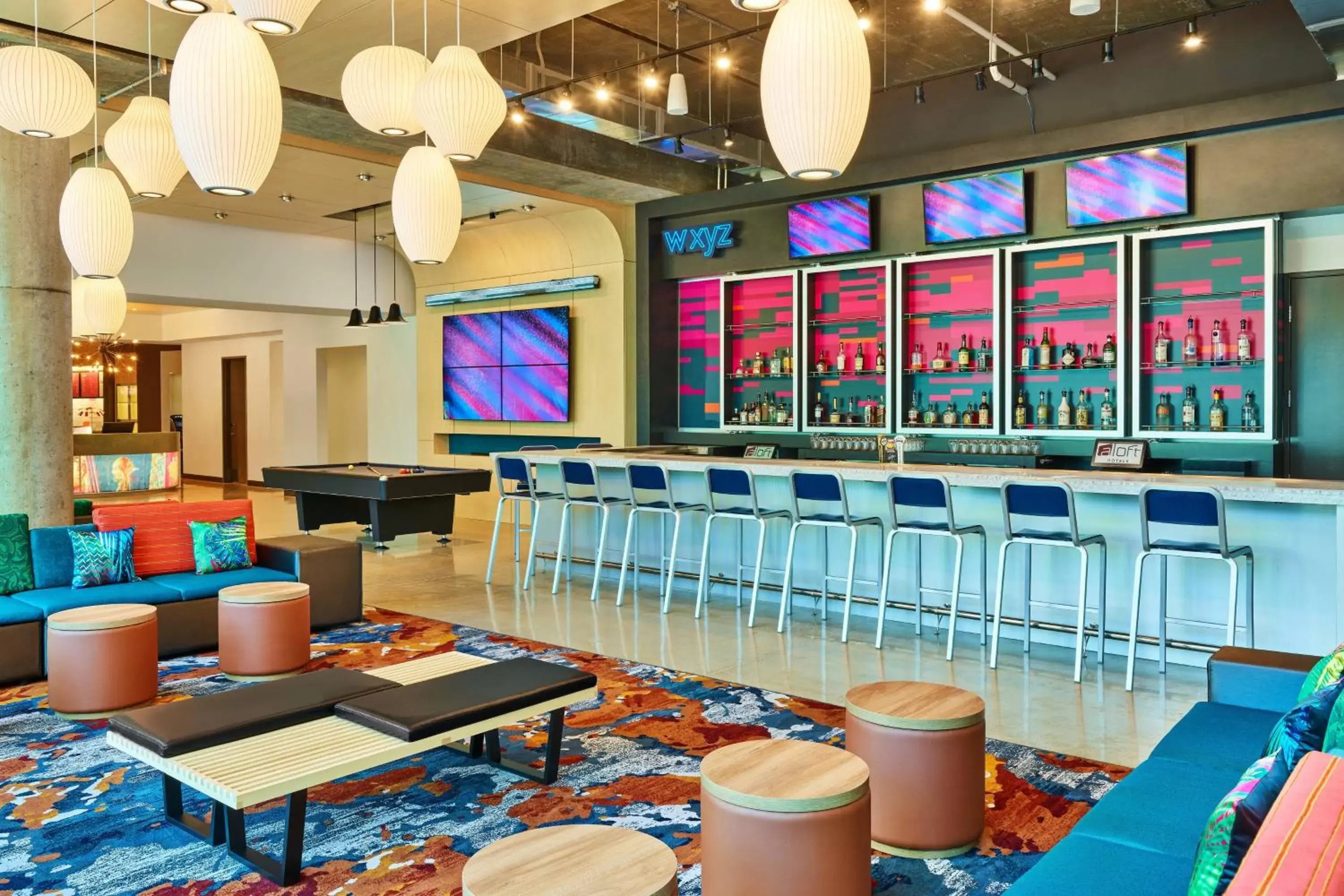 Lounge or bar, Lounge/Bar in Aloft Richardson