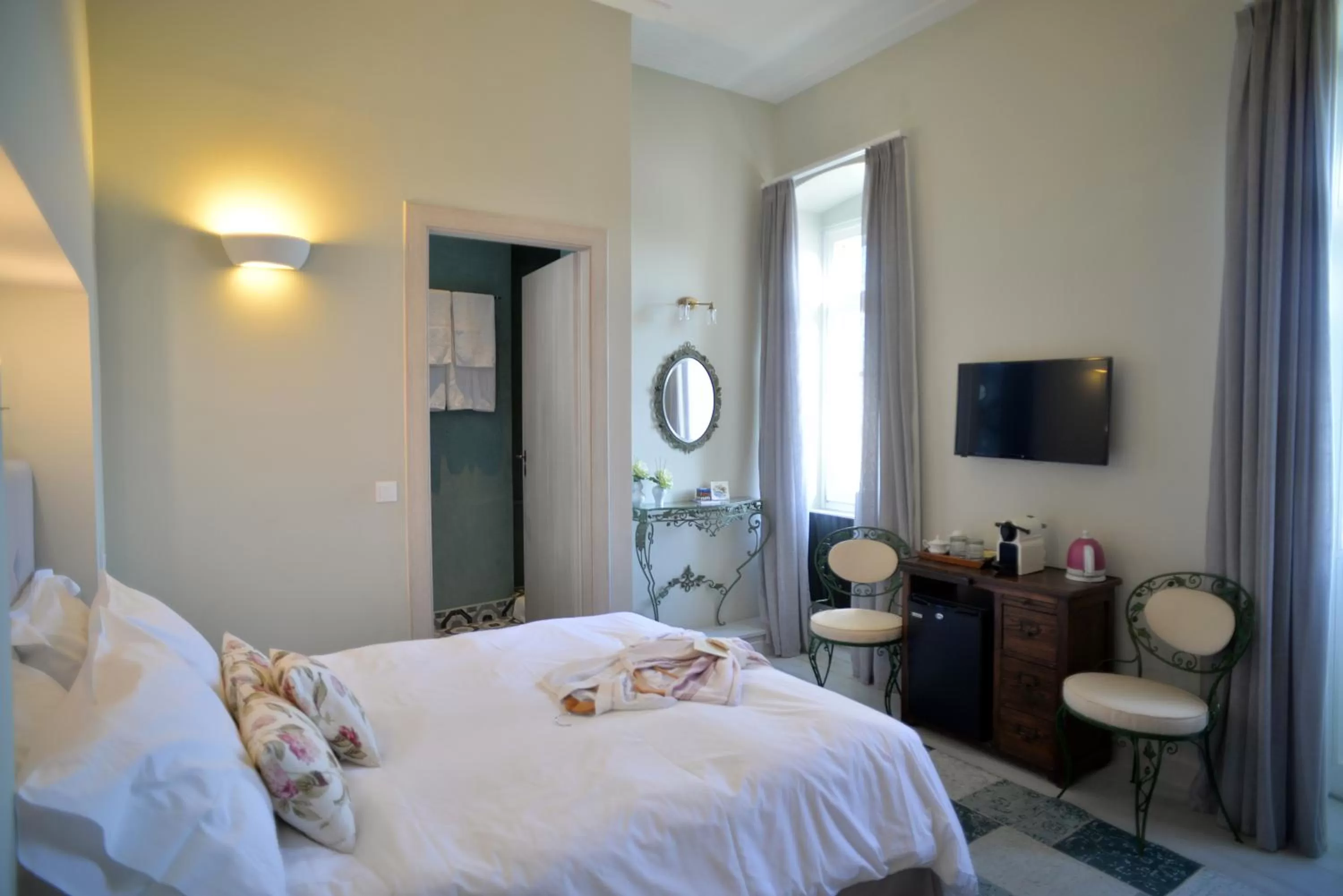 Photo of the whole room, Bed in 1901 Hermoupolis