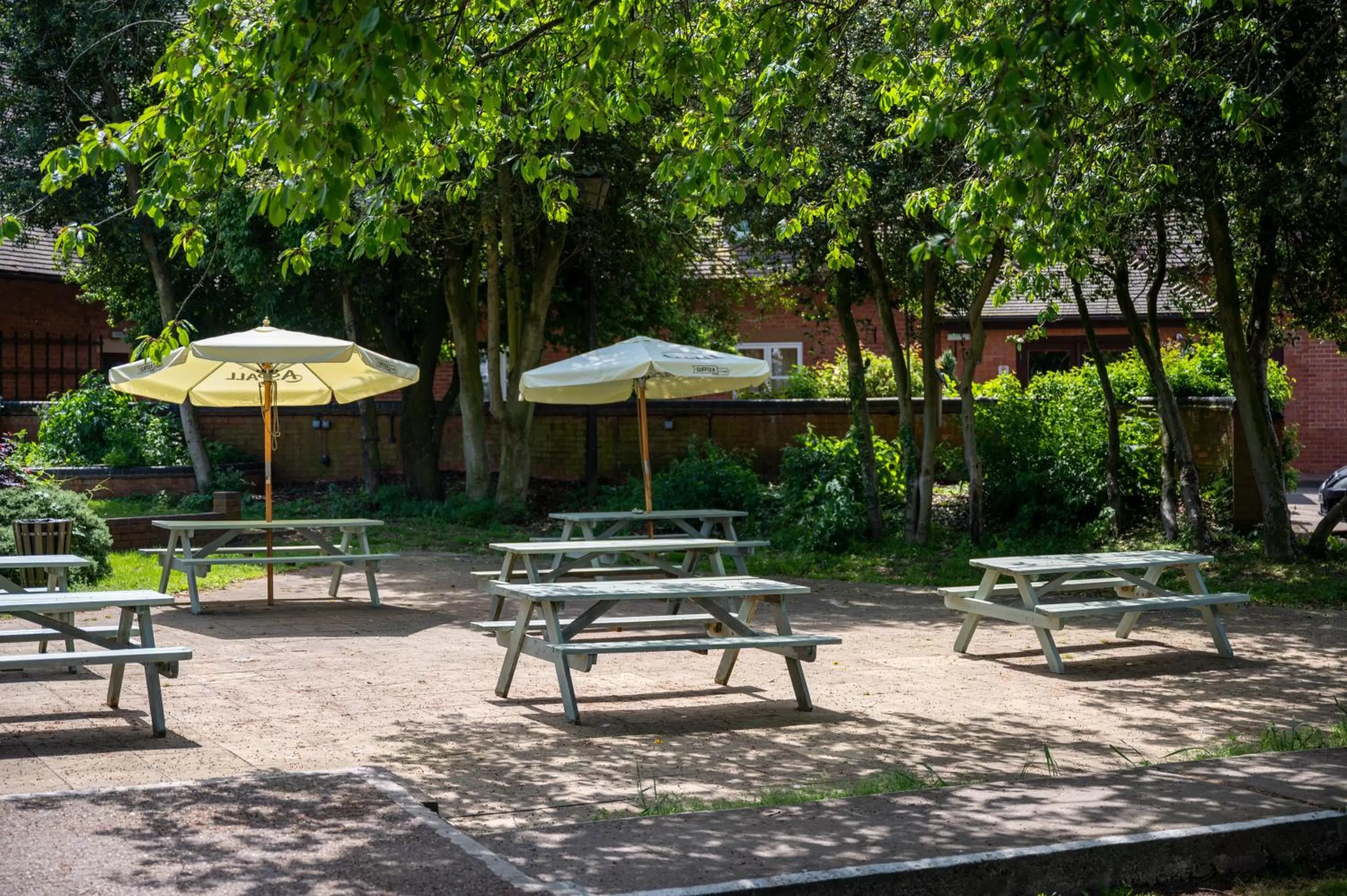 Garden in Cocked Hat by Greene King Inns