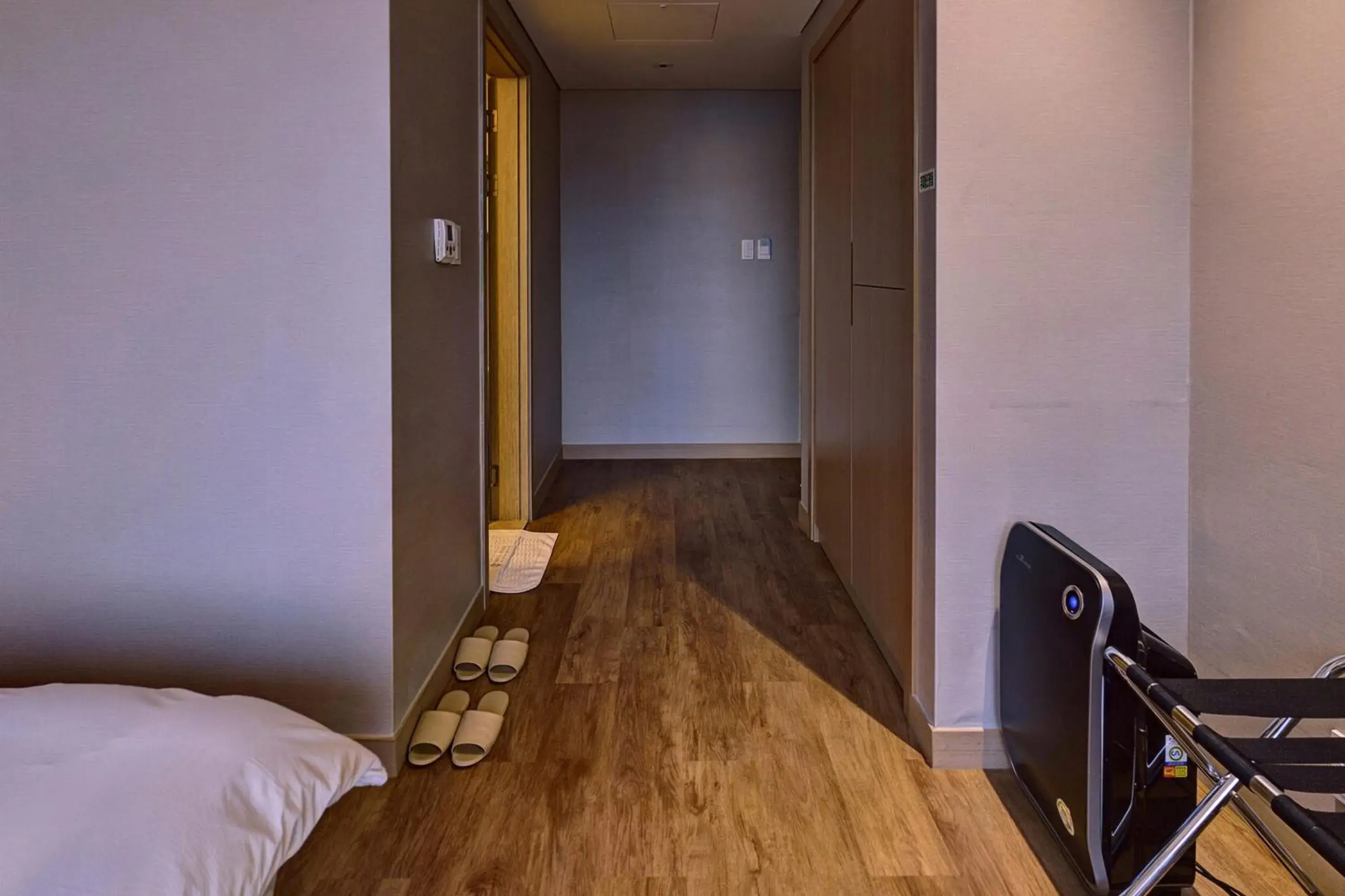 Photo of the whole room, Bed in Hotel Avenue Photo of the whole room, Bed in Hotel Avenue