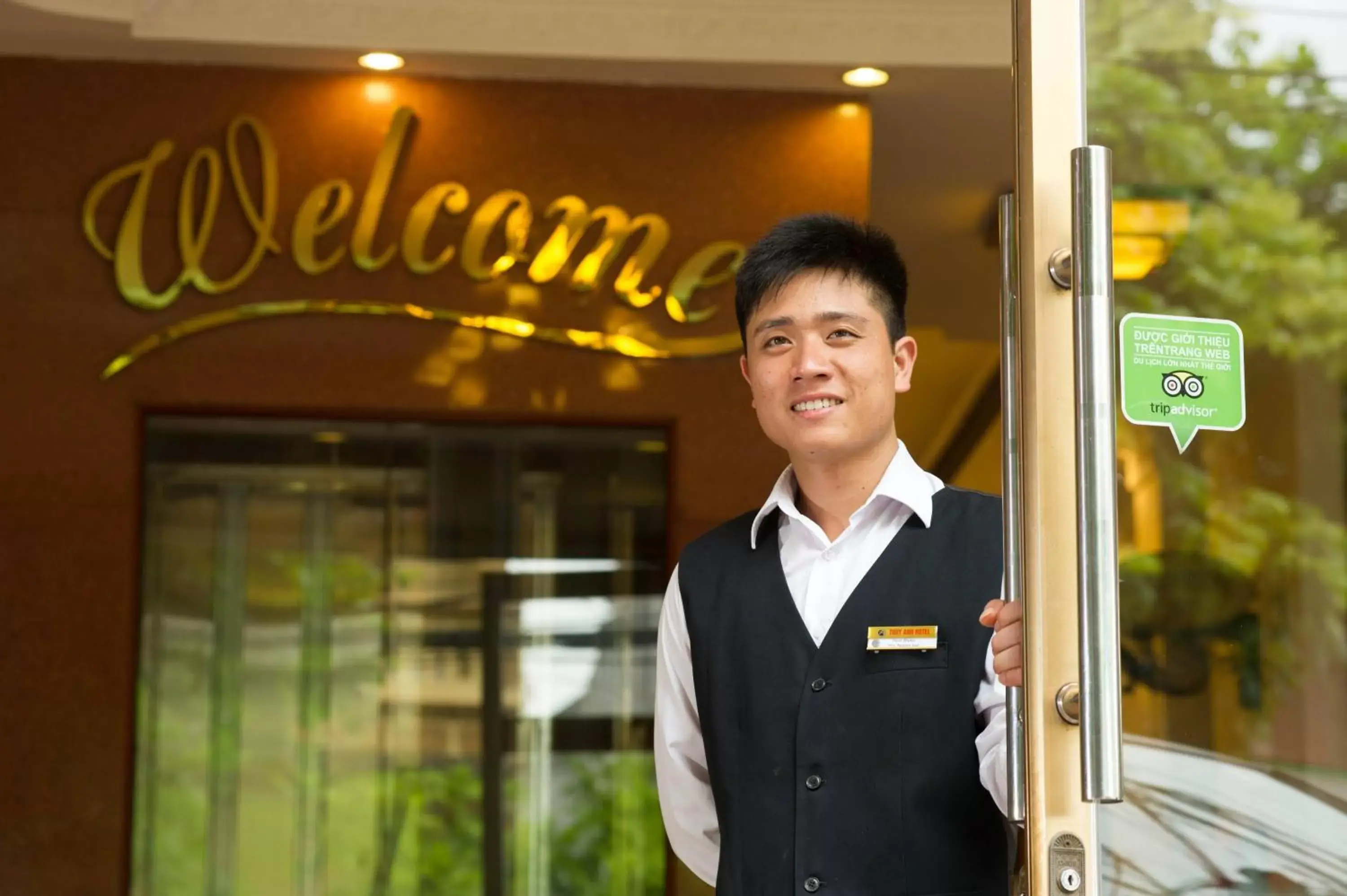 Staff in Thuy Anh Hotel