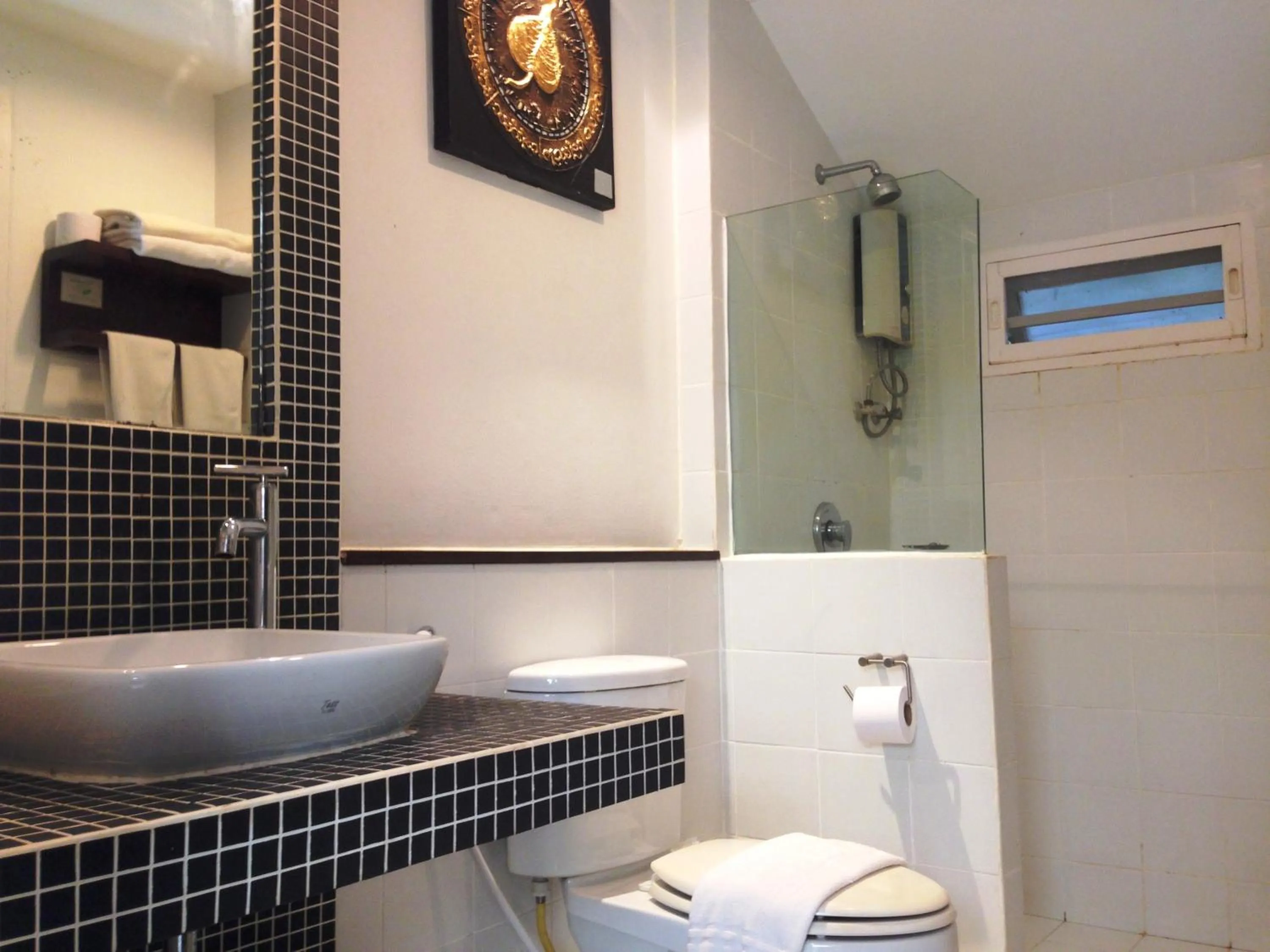 Bathroom in Evergreen Resort