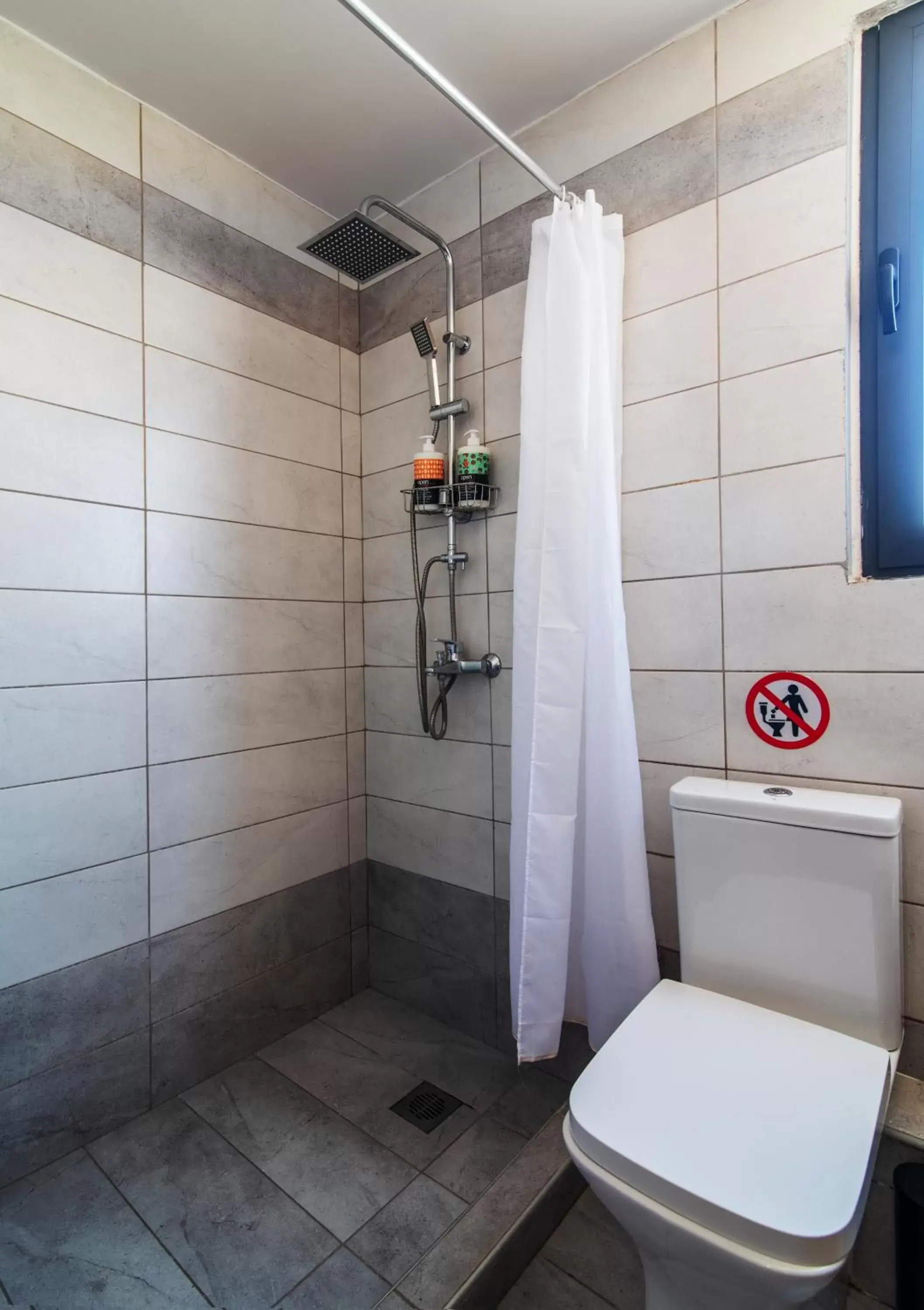 Shower, Bathroom in Navitas House
