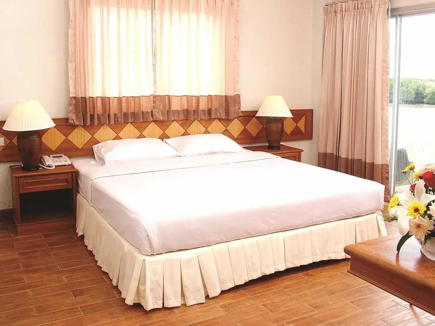 Bed in Krabi River Hotel