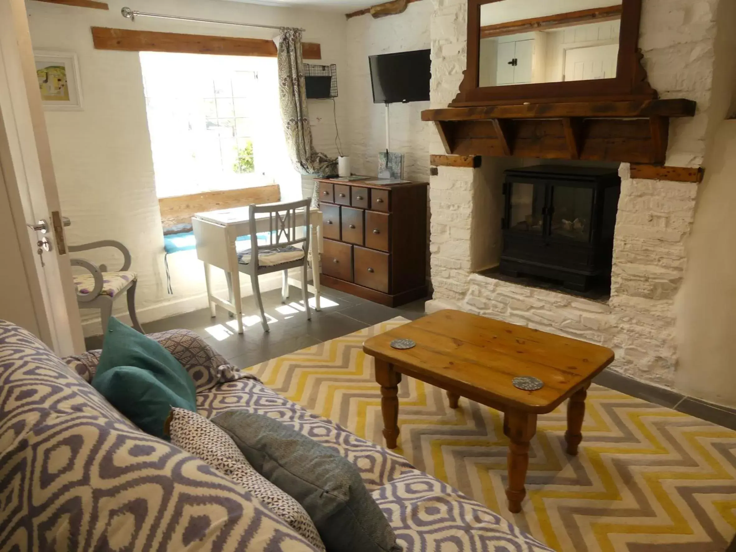 TV and multimedia, Seating Area in Priory Cottage Bodmin
