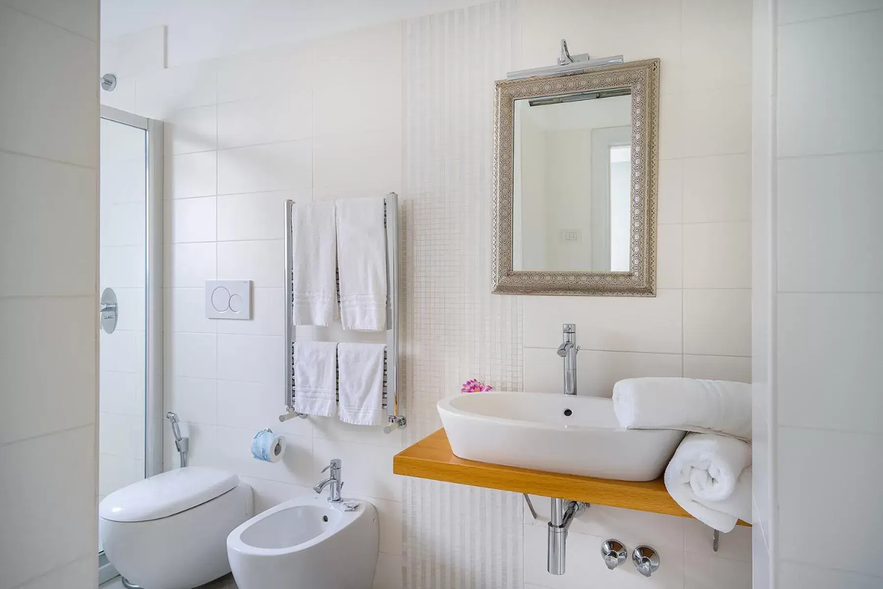 Bathroom in Villa Scaramellino Relais