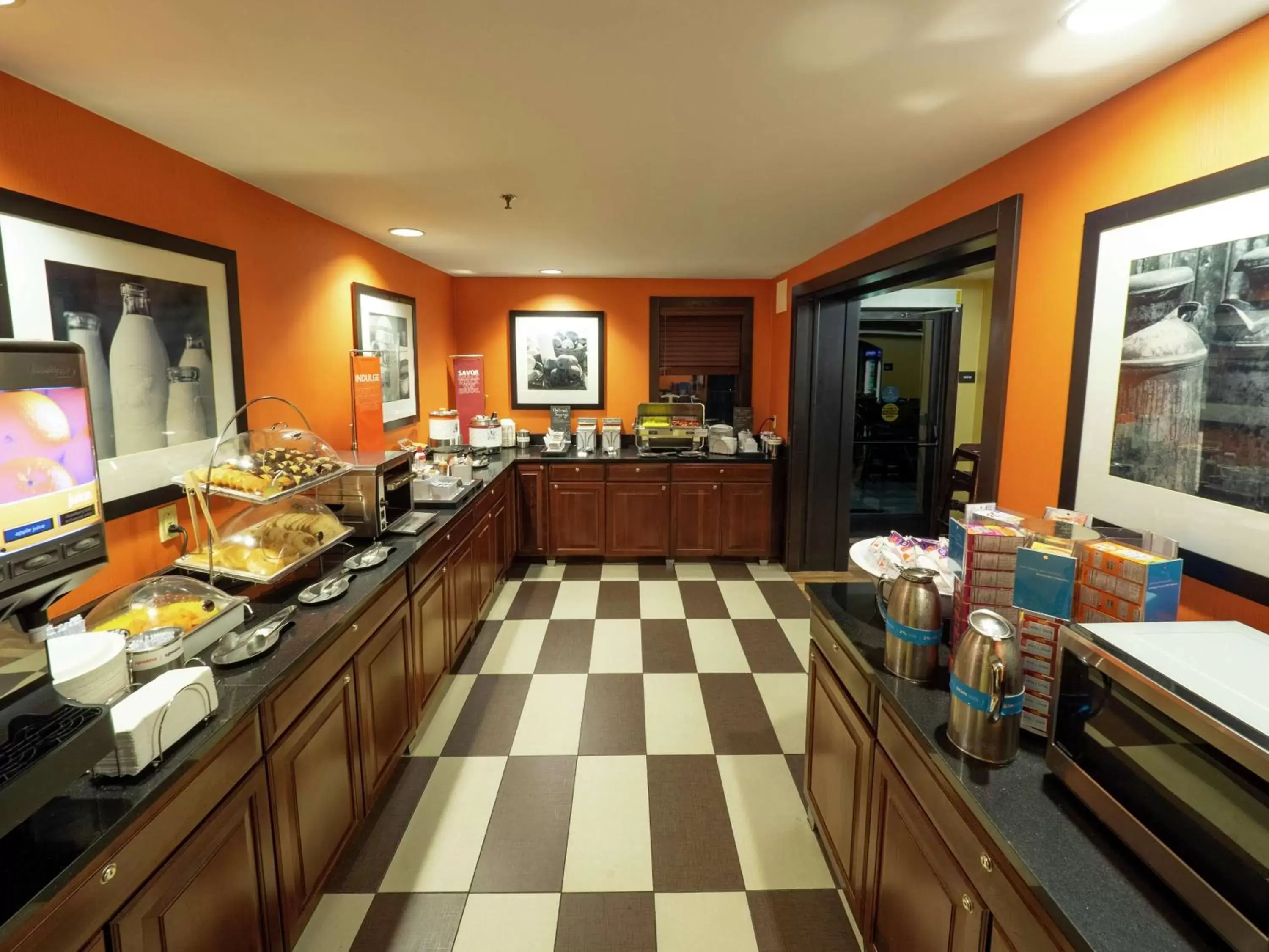 Dining area, Restaurant/Places to Eat in Hampton Inn Hazleton