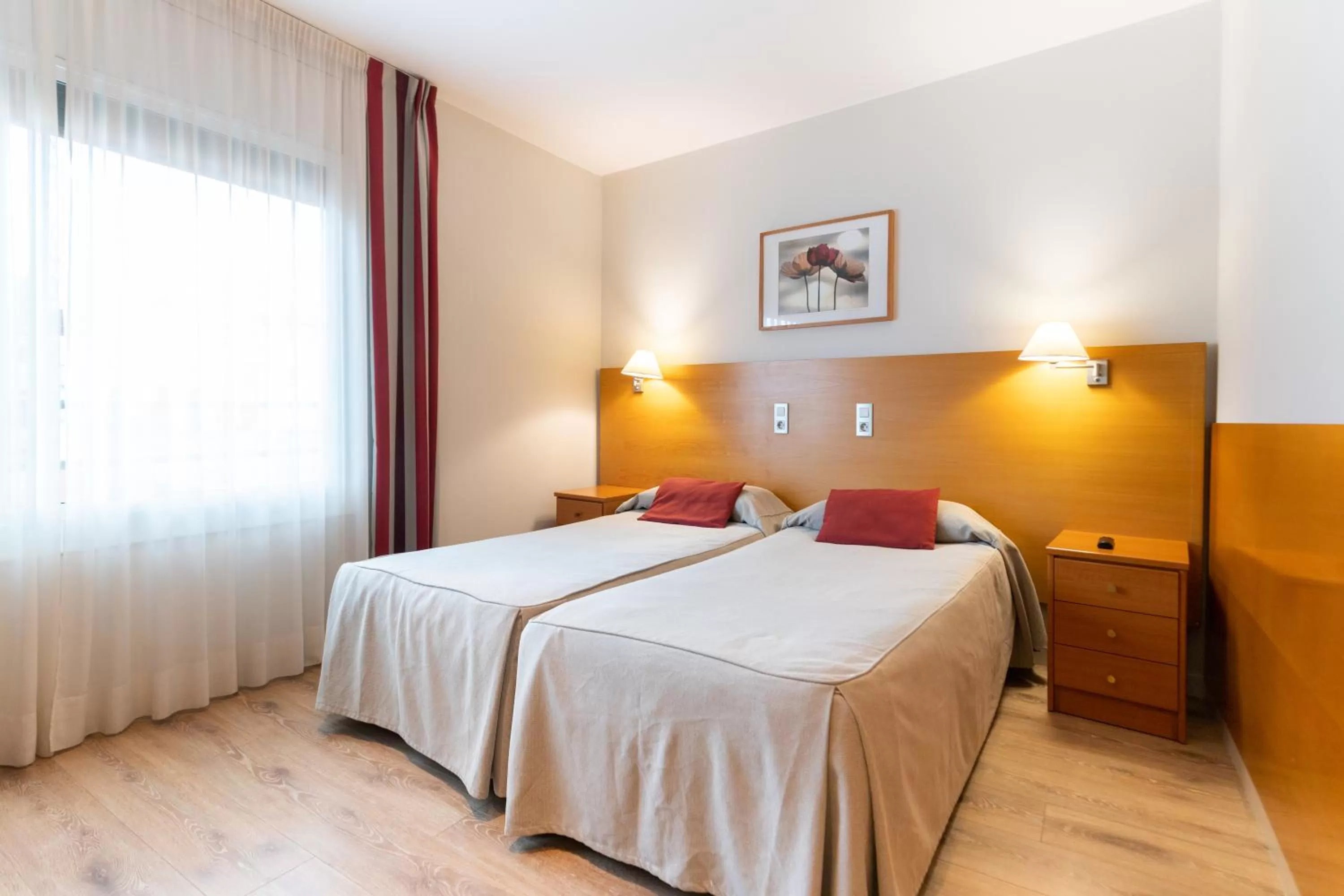 Bed in Atica Apartments - by Weflating