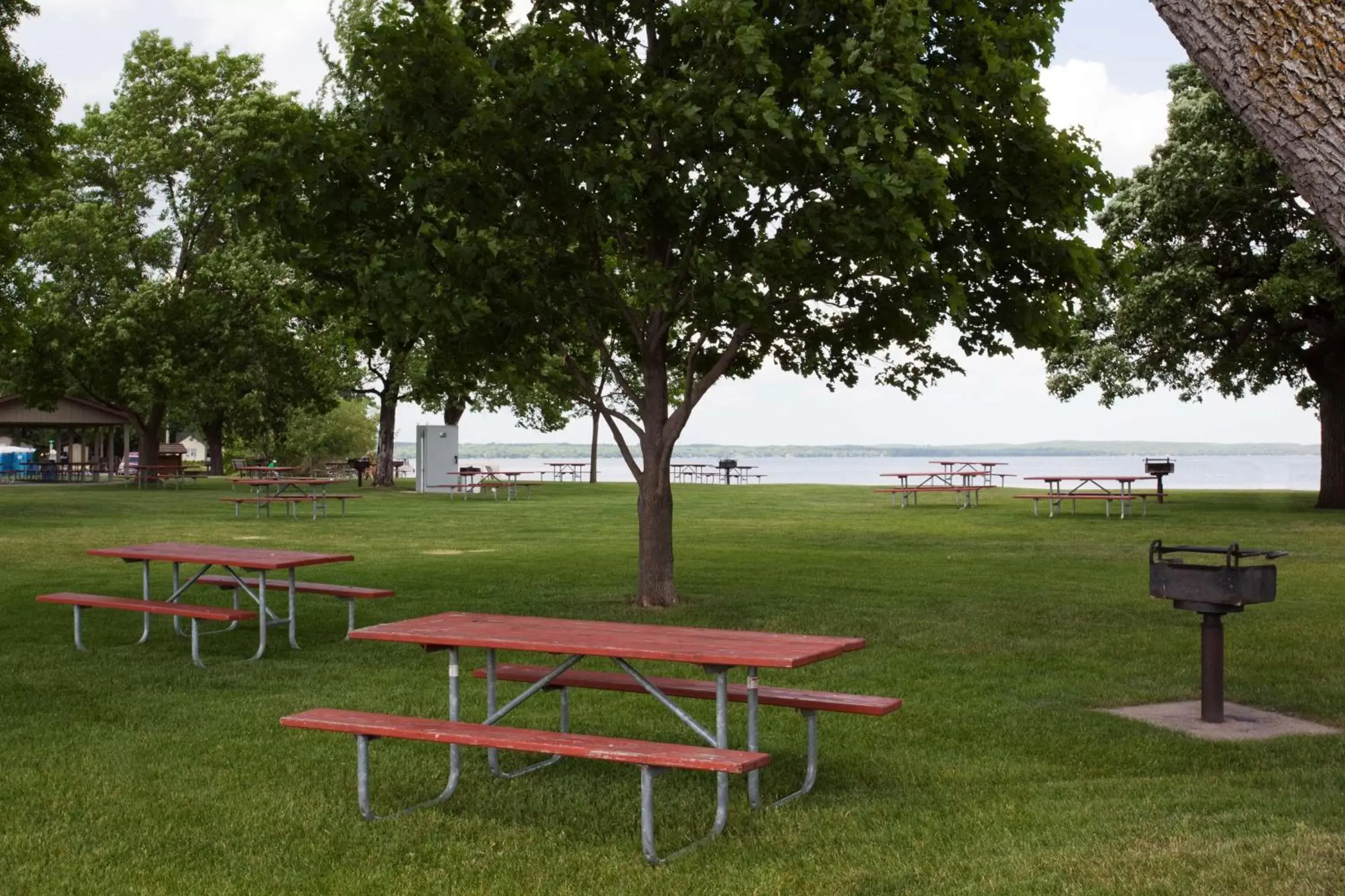 Beach, Garden in Hampton Inn Spicer Green Lake, MN