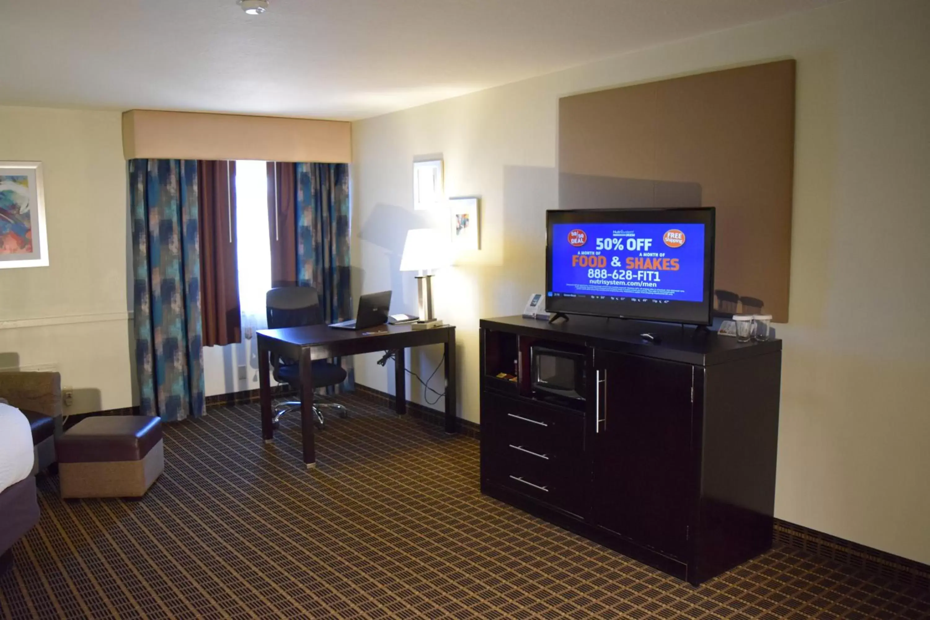 TV and multimedia, TV/Entertainment Center in Clarion Hotel Rock Springs Wyoming