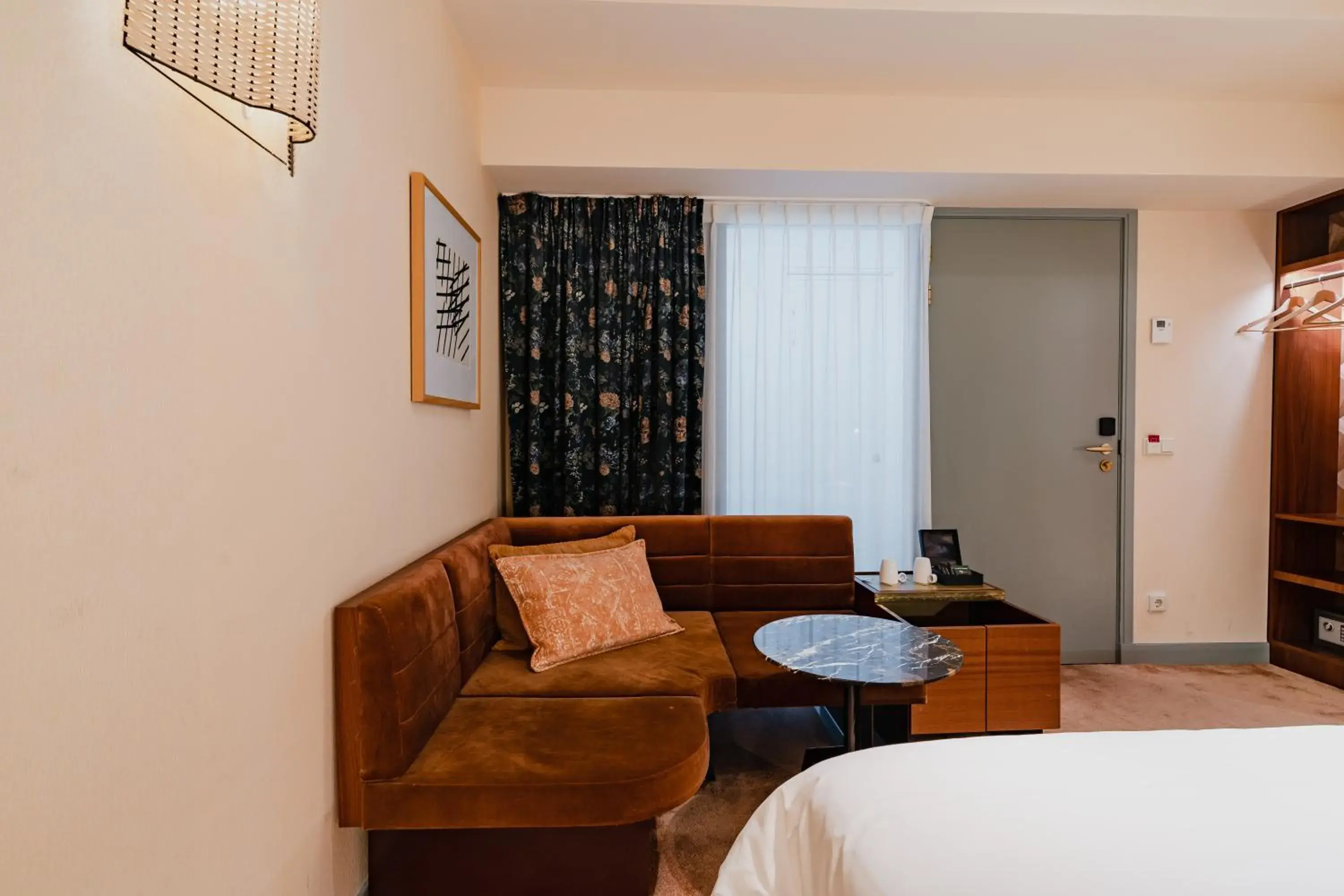 View (from property/room), Bed in Hotel Mercier View (from property/room), Bed in Hotel Mercier