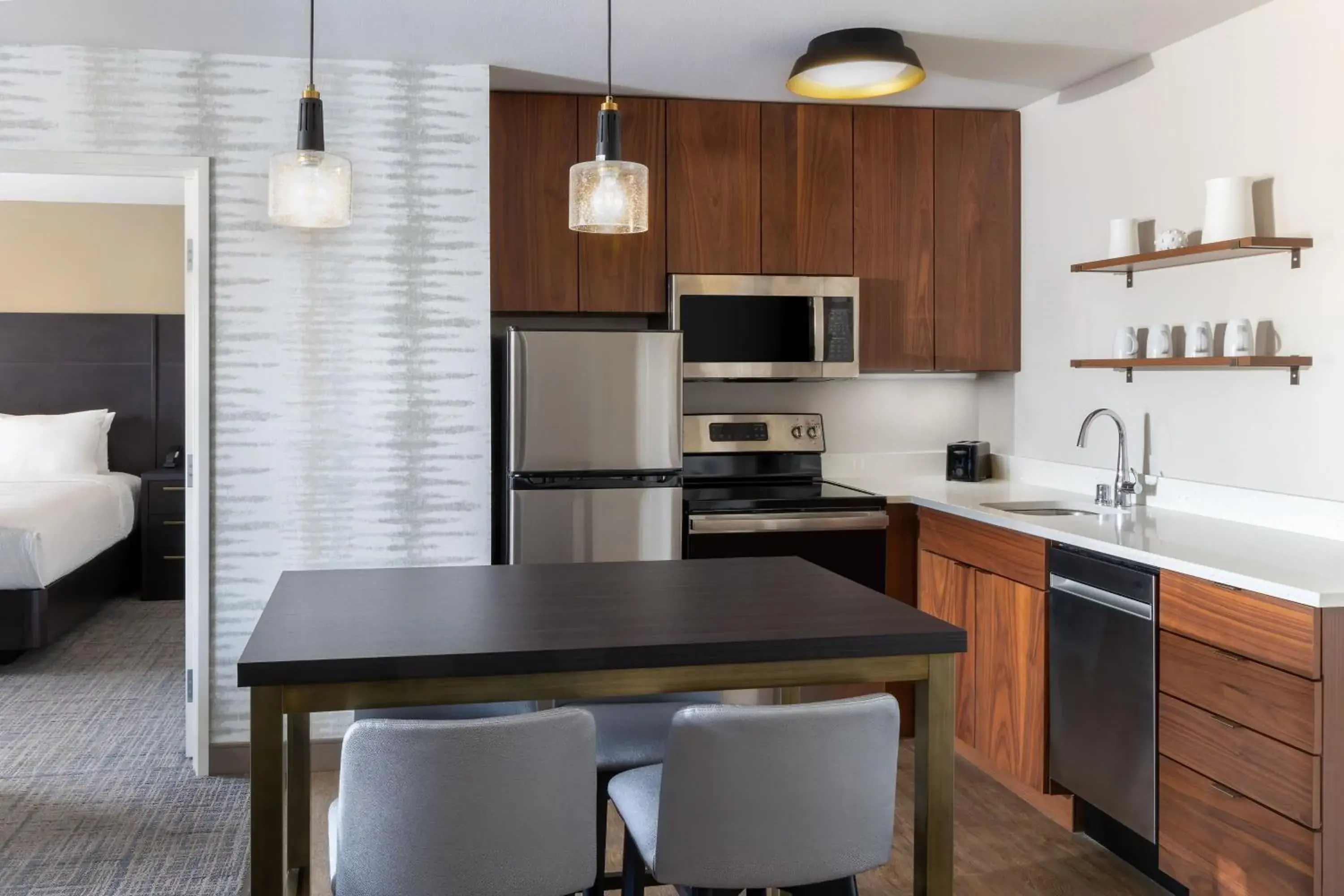 Photo of the whole room, Kitchen/Kitchenette in Residence Inn by Marriott Fairfield Napa