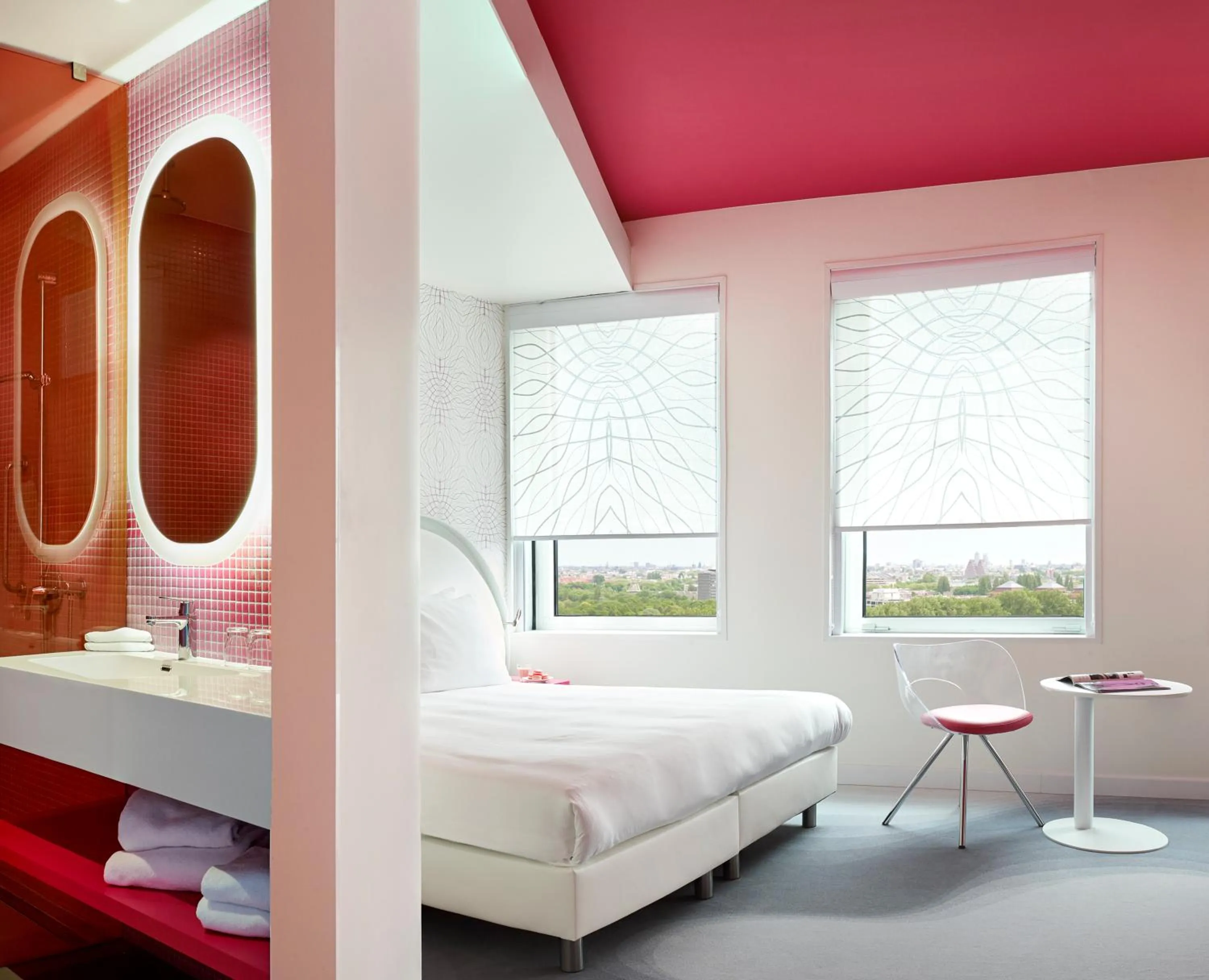Bathroom, Bed in Park Inn by Radisson Amsterdam City West
