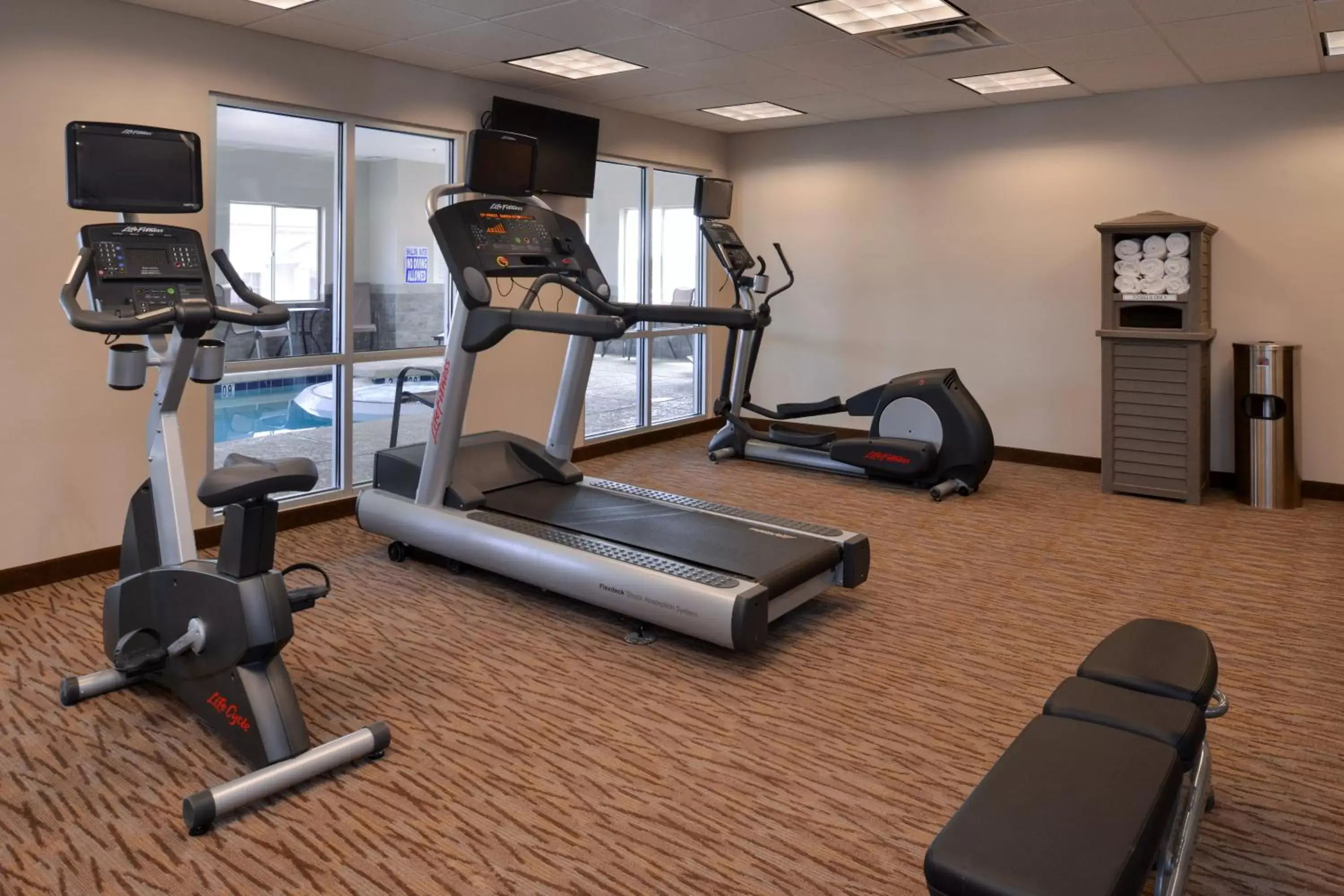 Fitness centre/facilities, Fitness Center/Facilities in Holiday Inn Express & Suites Williams, an IHG Hotel