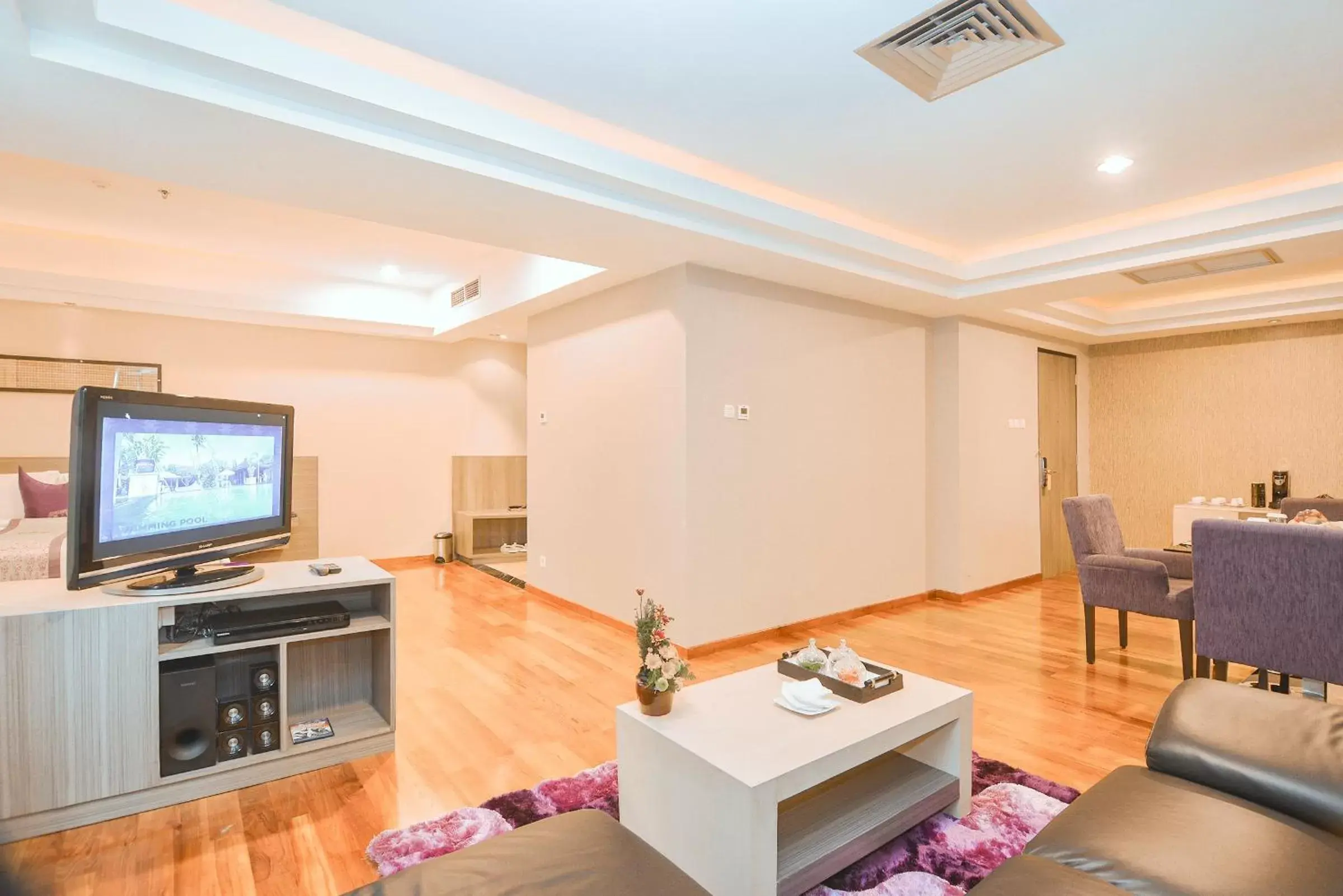 Living room, TV/Entertainment Center in Truntum Padang