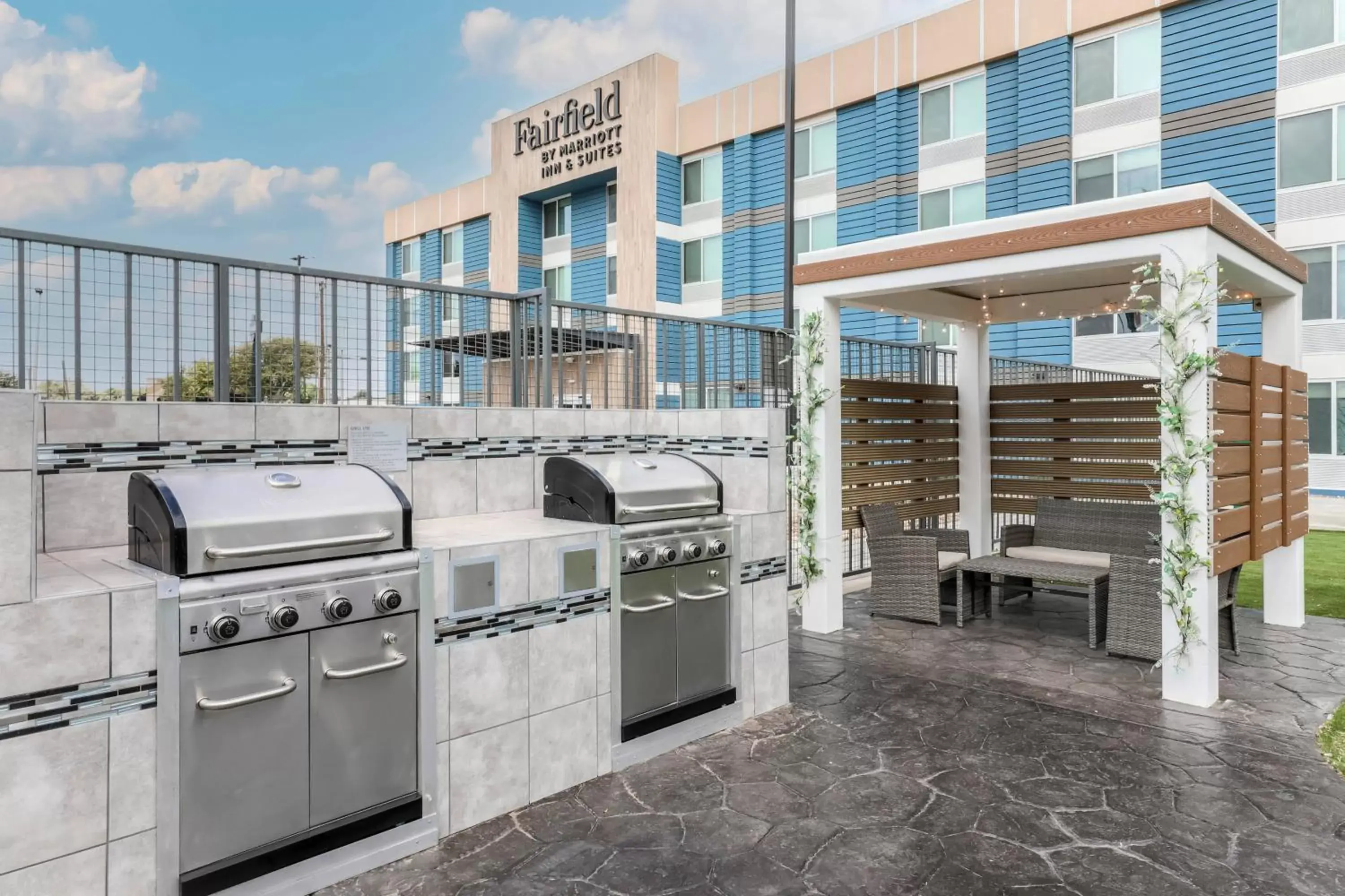 Restaurant/places to eat, BBQ Facilities in Fairfield by Marriott Inn & Suites Amarillo Central