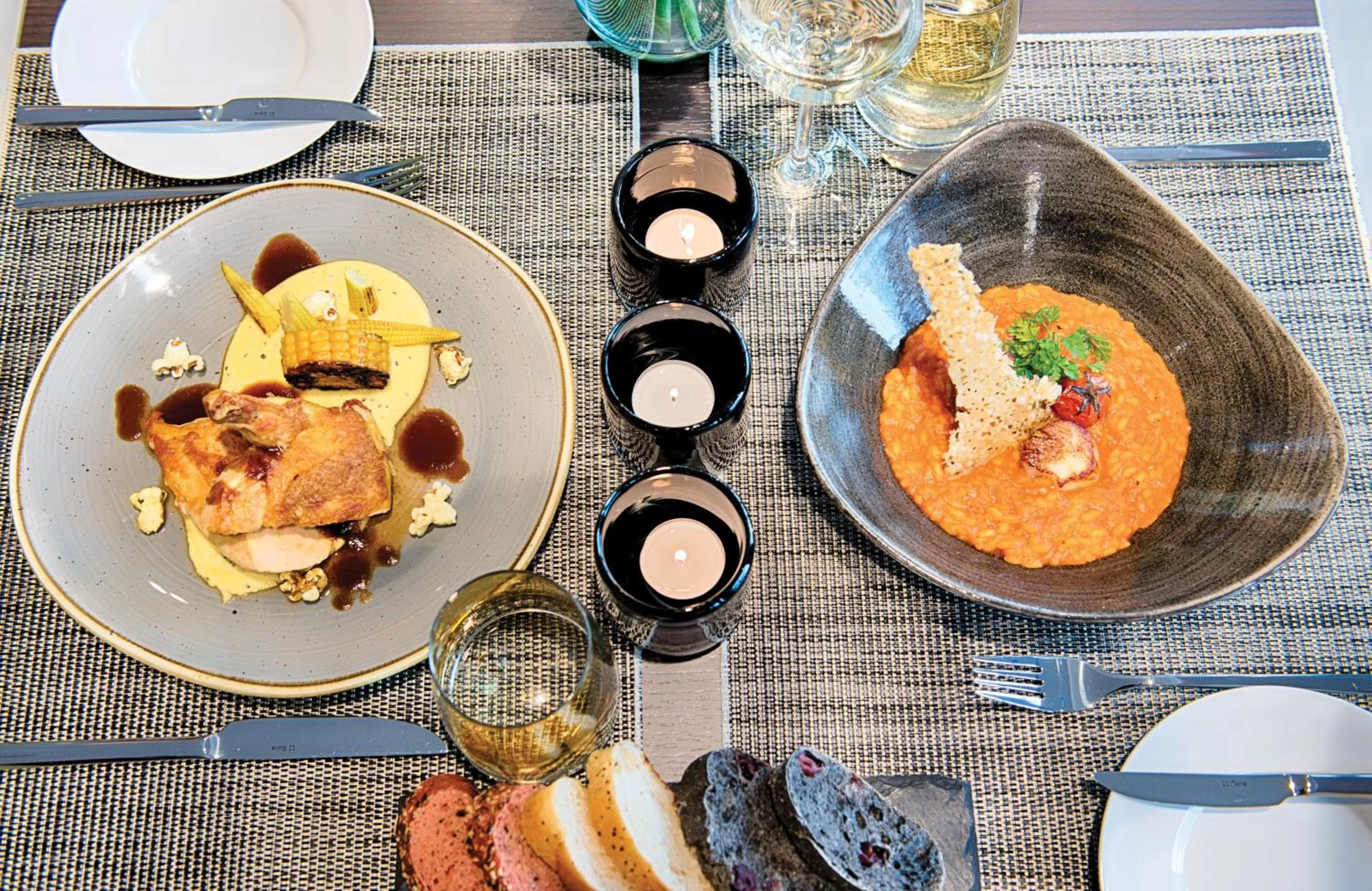 Restaurant/places to eat in Leonardo Royal Hotel Ulm