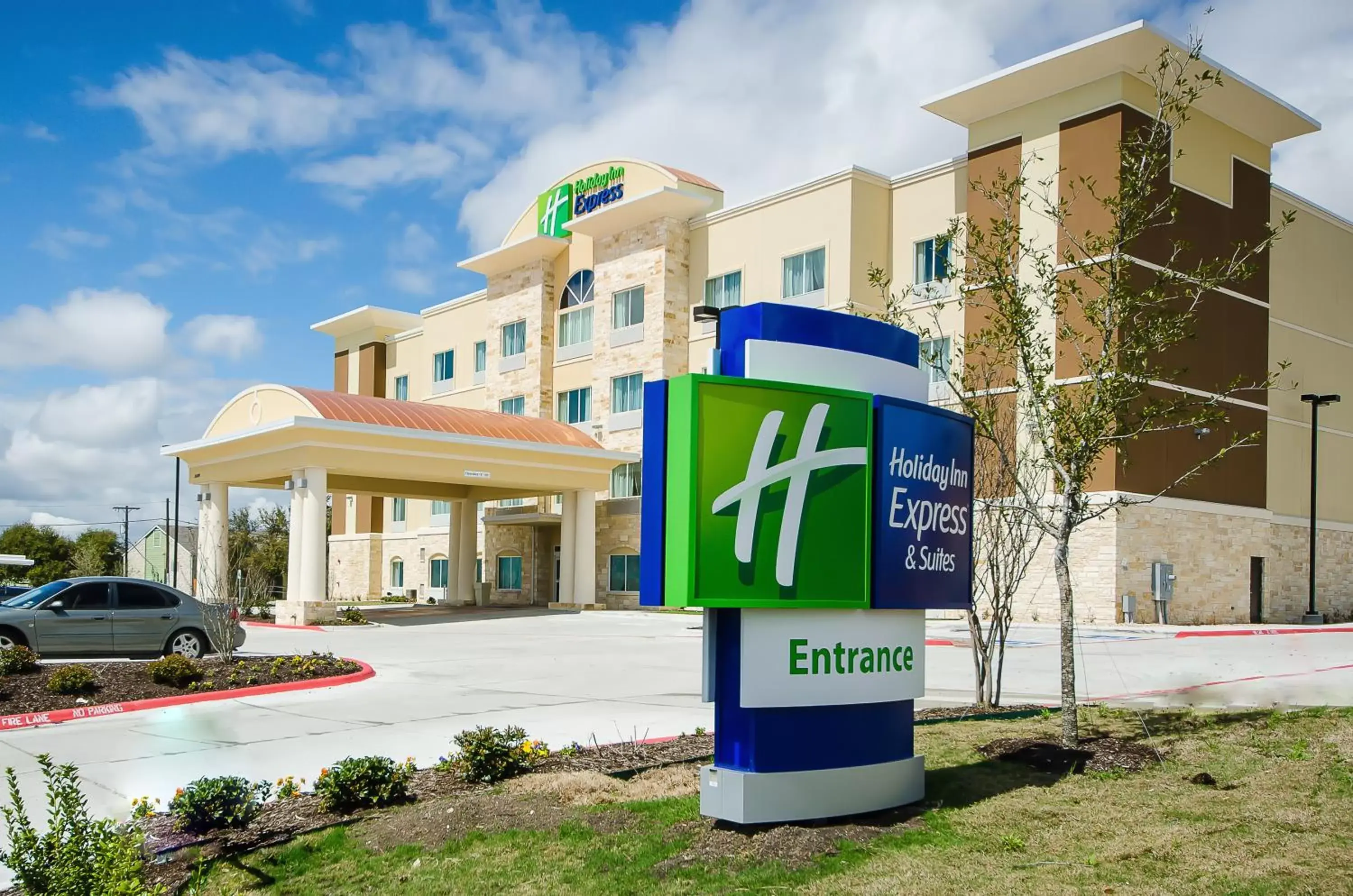 Property Building in Holiday Inn Express Hotel & Suites Temple-Medical Center Area, an IHG Hotel