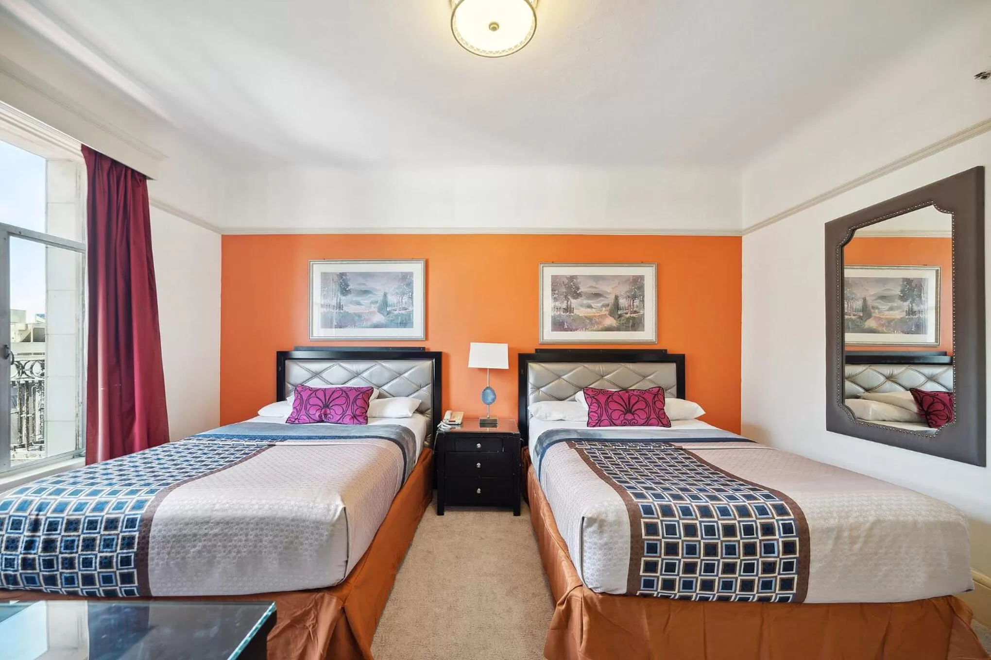 Bed in Union Square Plaza Hotel