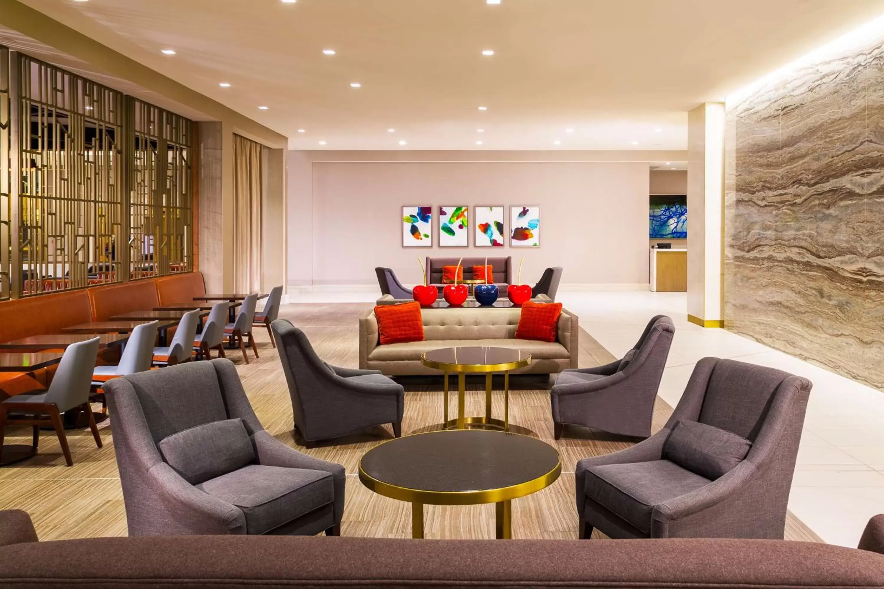 Lobby or reception in Hilton Minneapolis Lobby or reception in Hilton Minneapolis