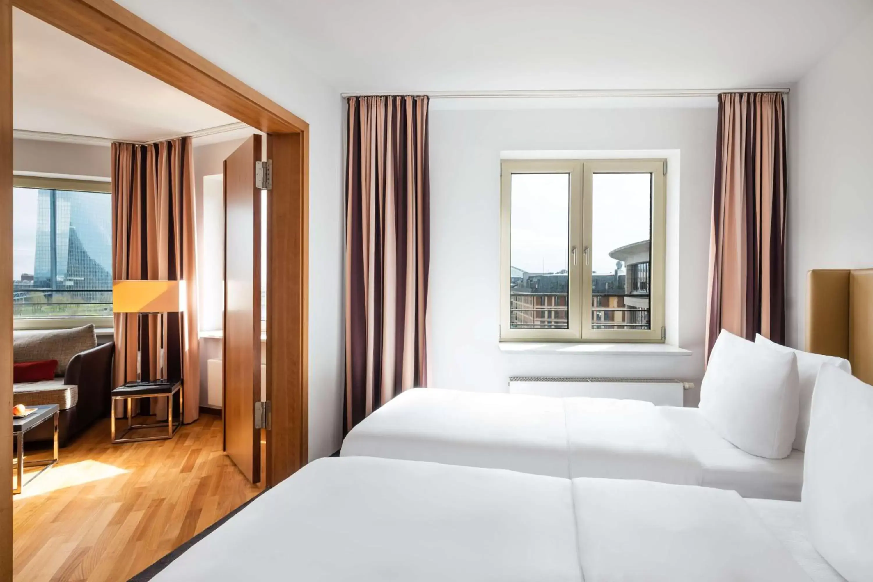 Bedroom, Bed in Lindner Hotel Frankfurt Main Plaza, part of JdV by Hyatt