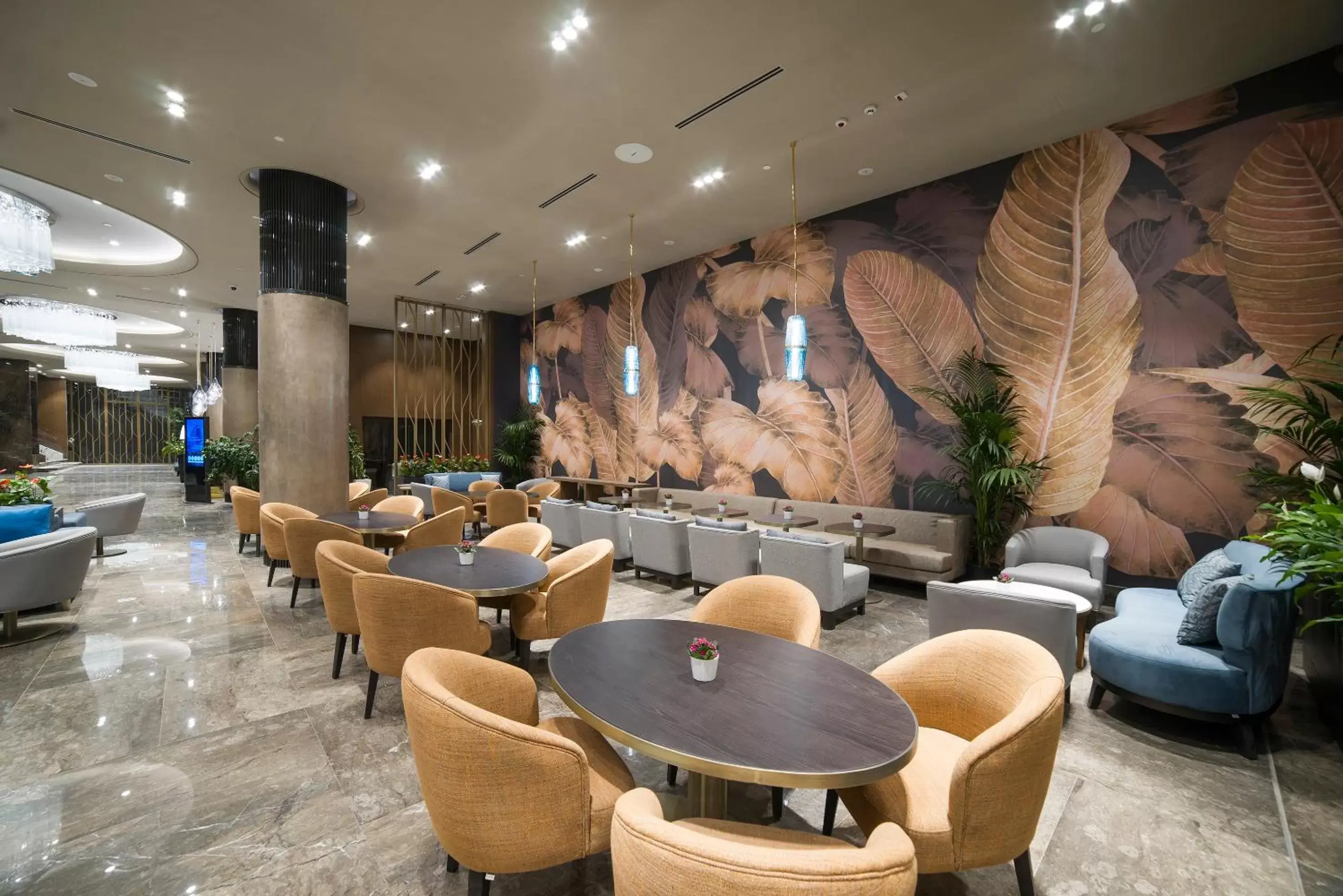 Staff, Lounge/Bar in Radisson Collection Hotel, Vadistanbul