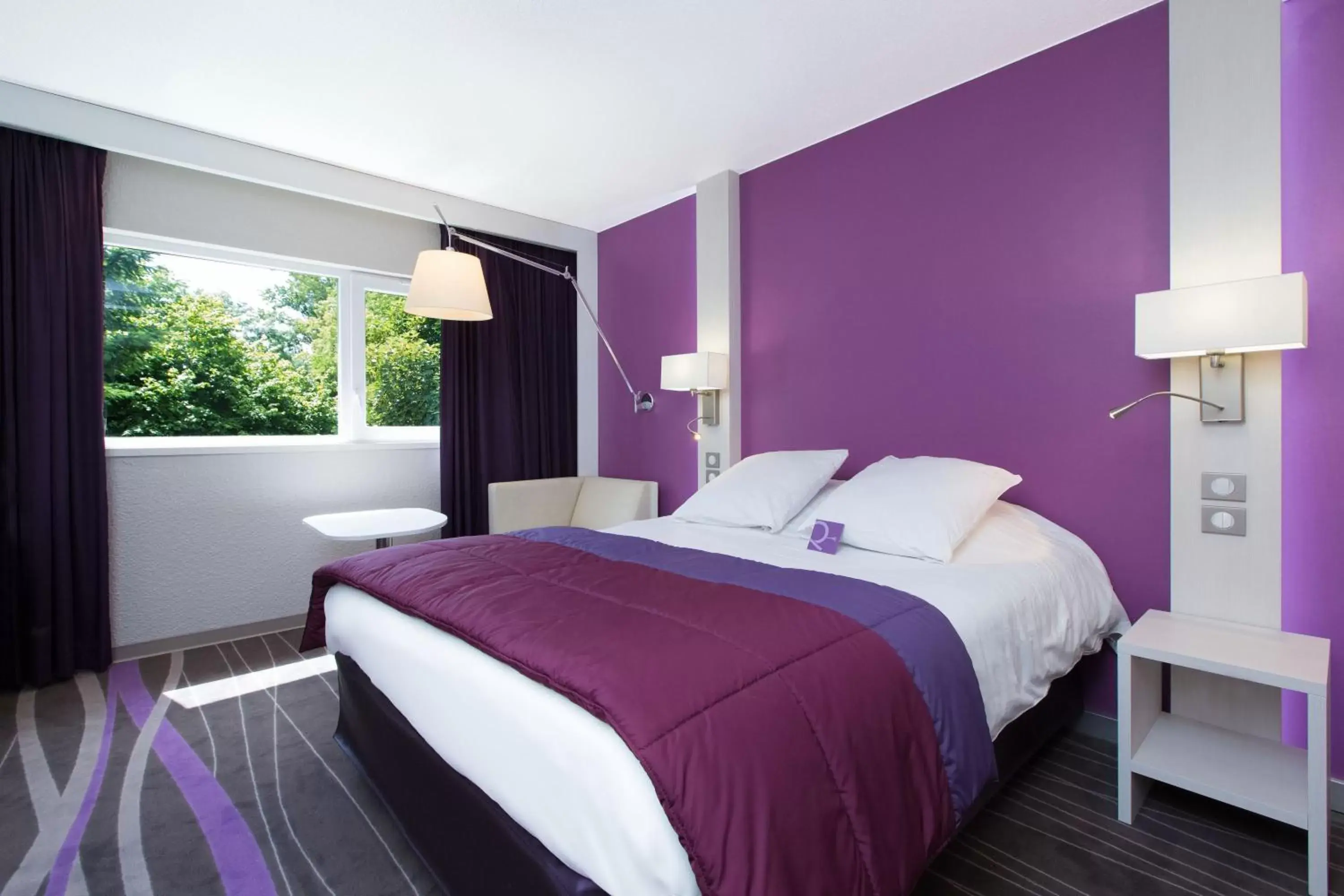 Photo of the whole room, Bed in Mercure Strasbourg Aéroport