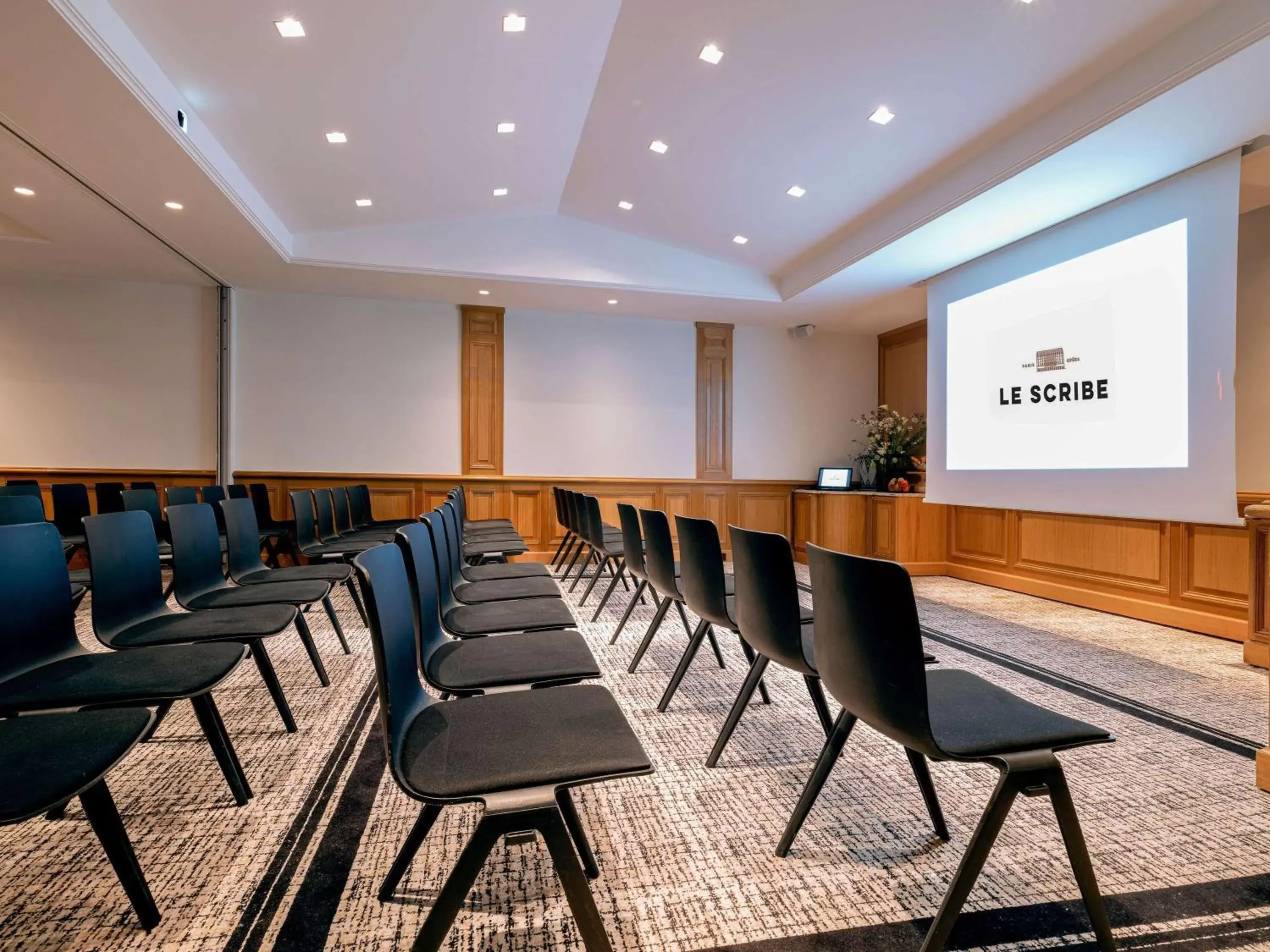 Meeting/conference room in Sofitel Le Scribe Paris Opera