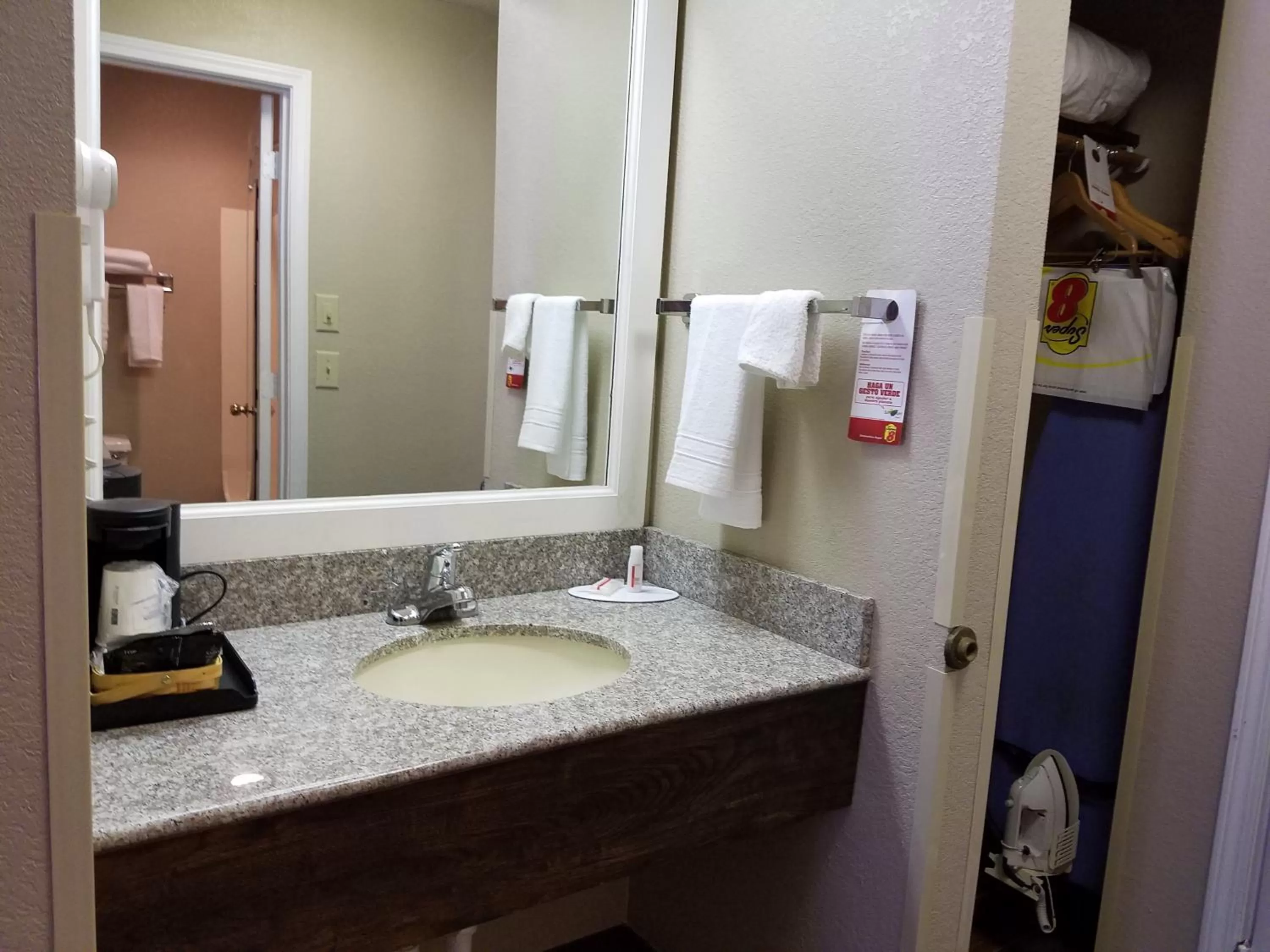 King Room - Non-Smoking in Super 8 by Wyndham Cornelia