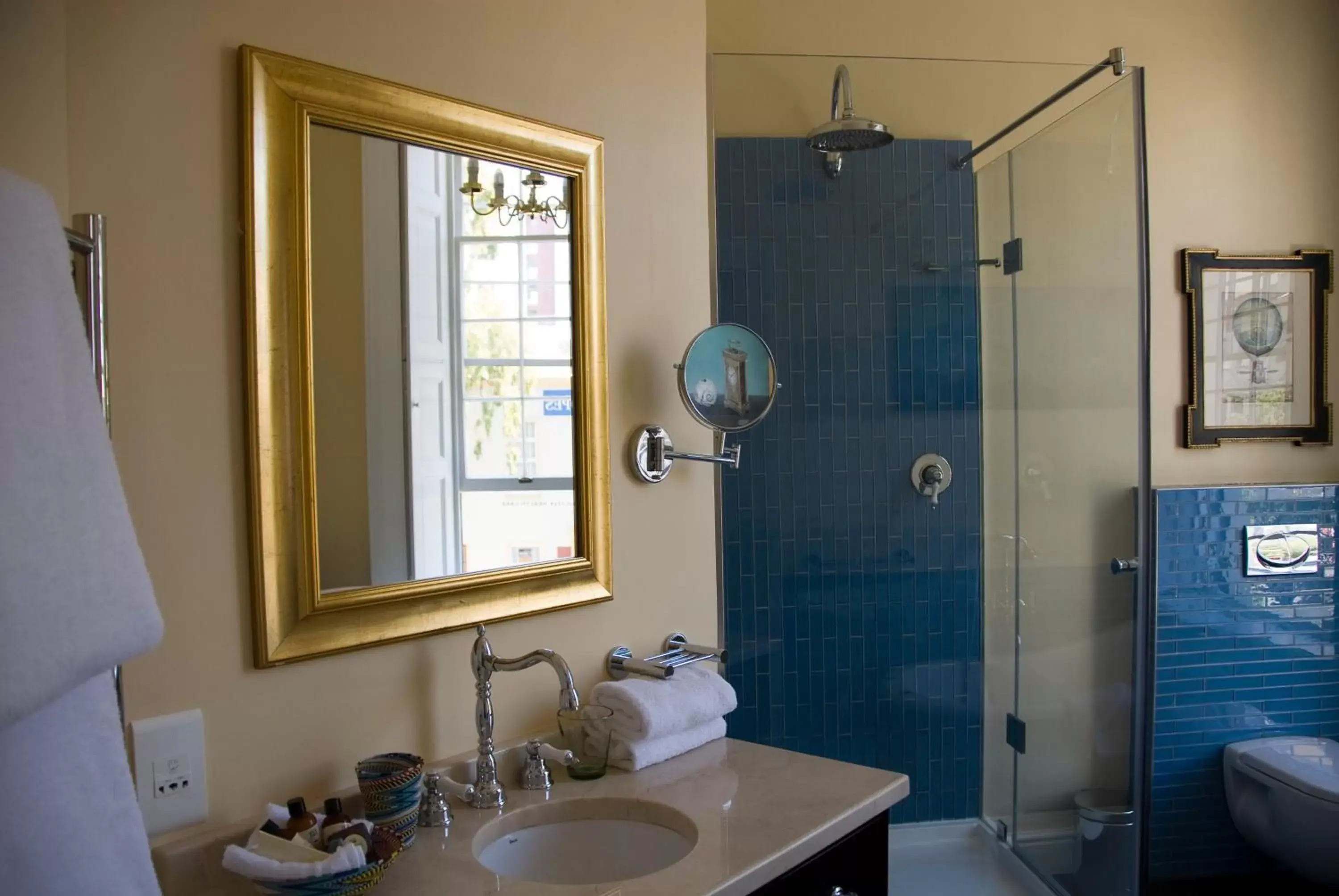 Bathroom in Cape Heritage Hotel