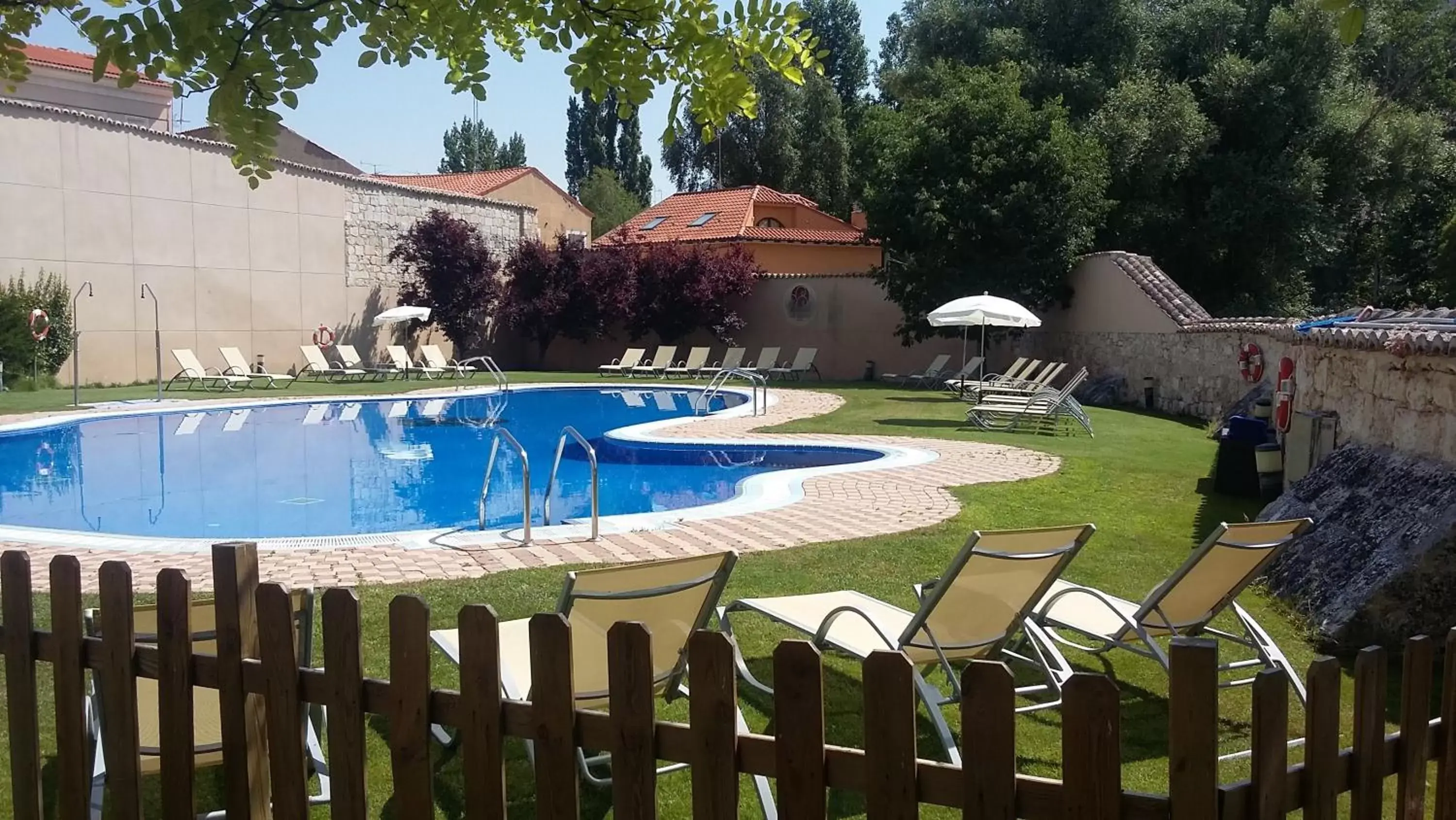 Swimming Pool in AZZ Peñafiel Las Claras Hotel & Spa