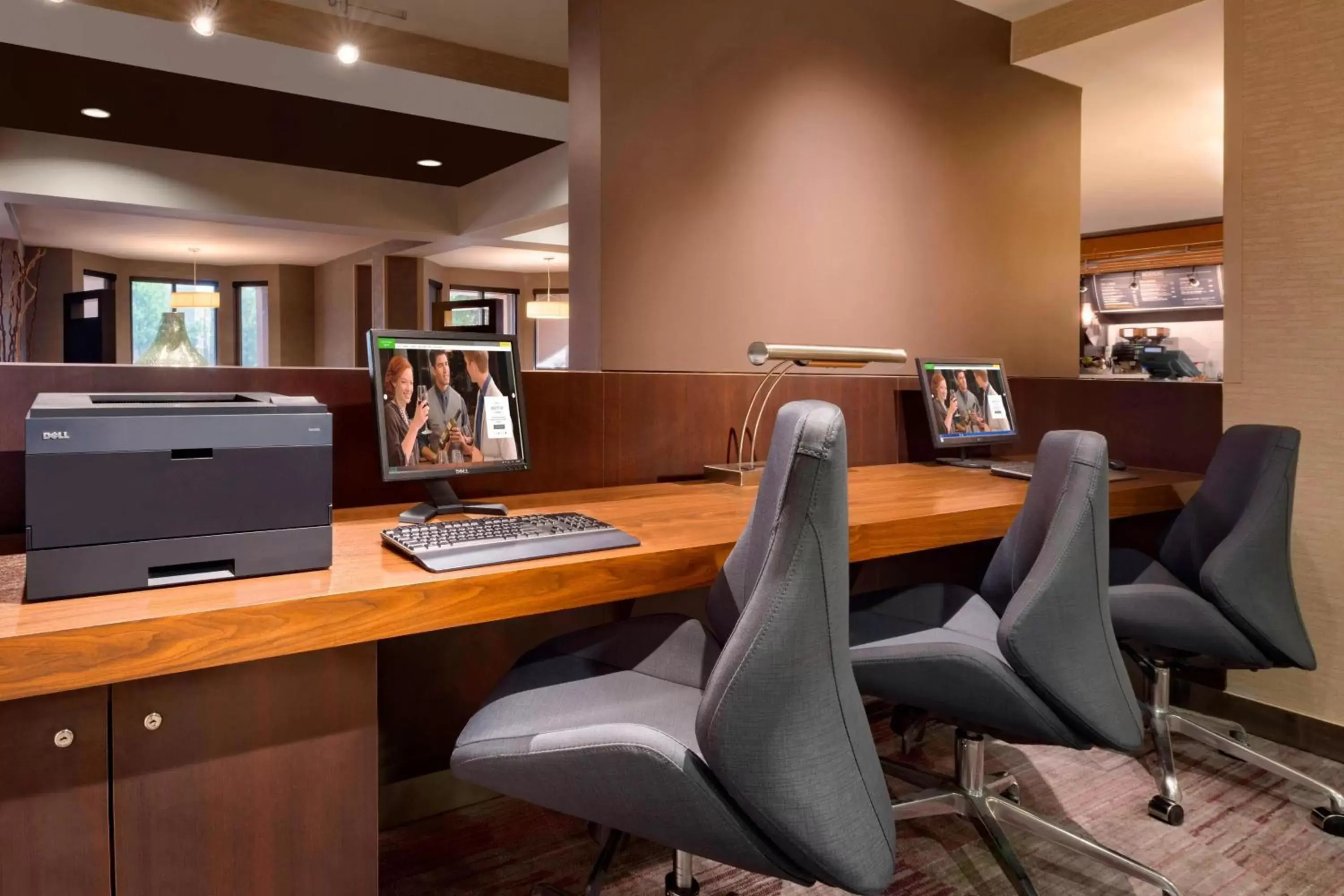 Business facilities in Courtyard Akron Fairlawn