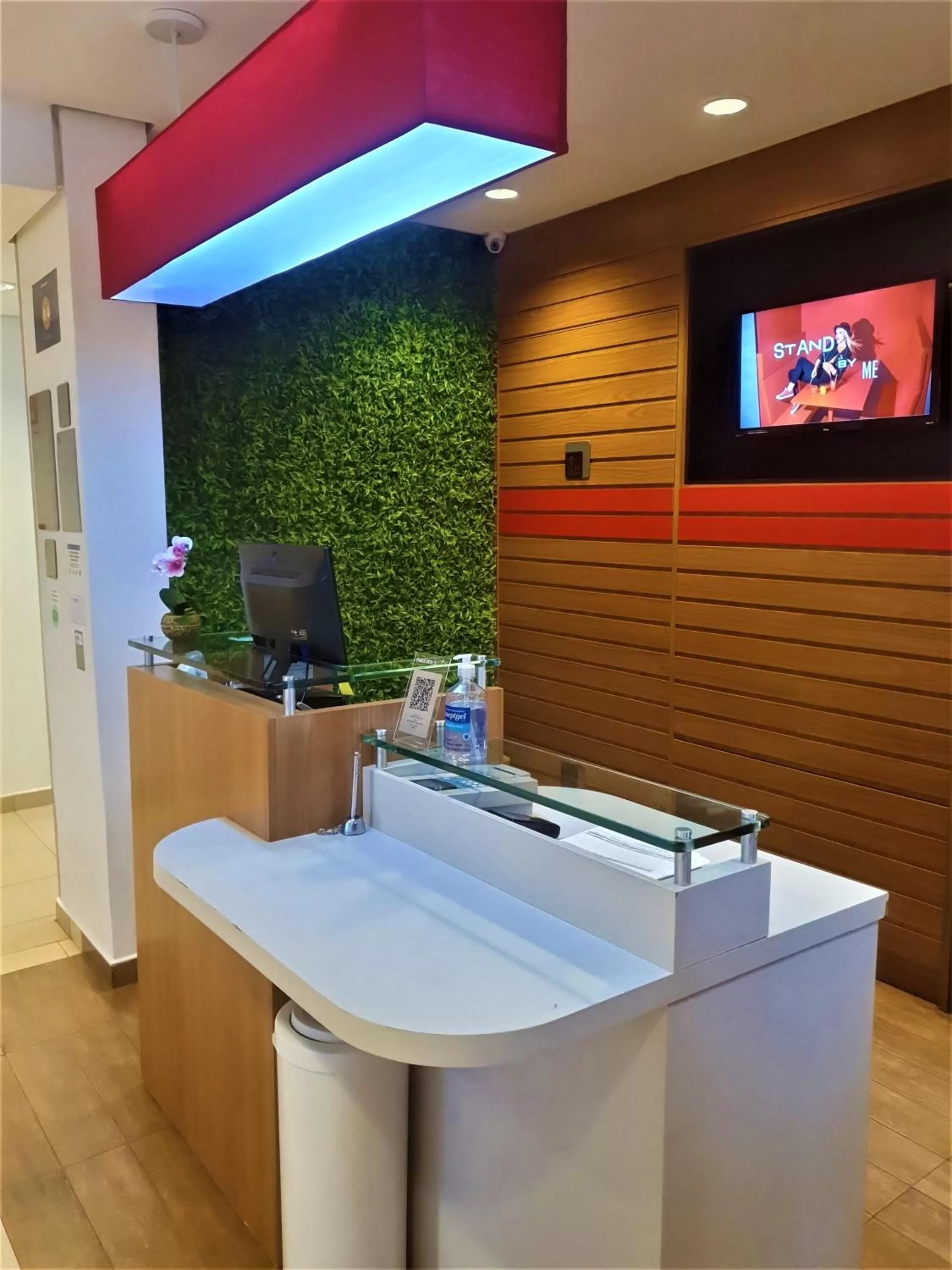 Lobby or reception in Ibis Sertaozinho