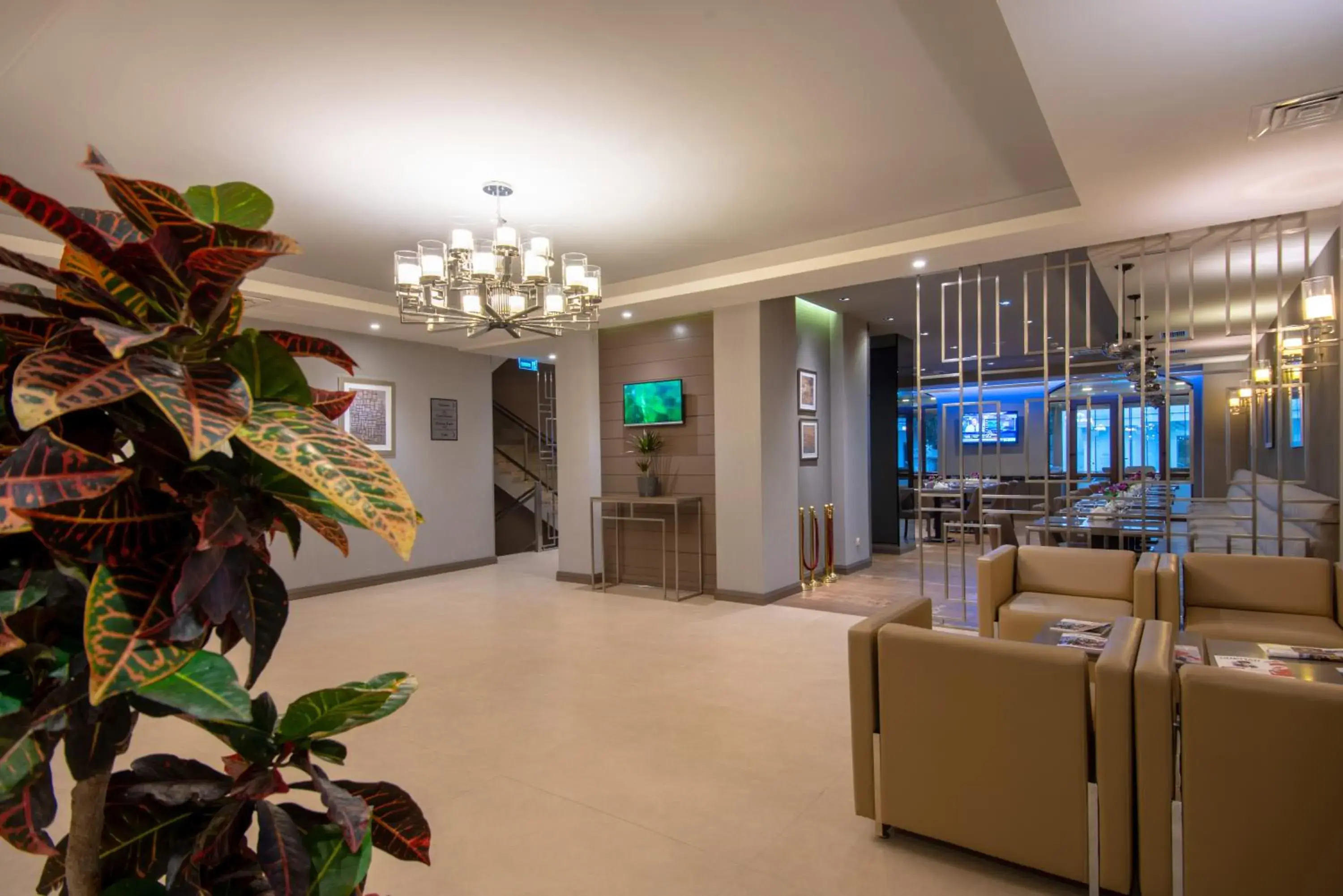 Seating area, Lobby/Reception in City Avenue Hotel