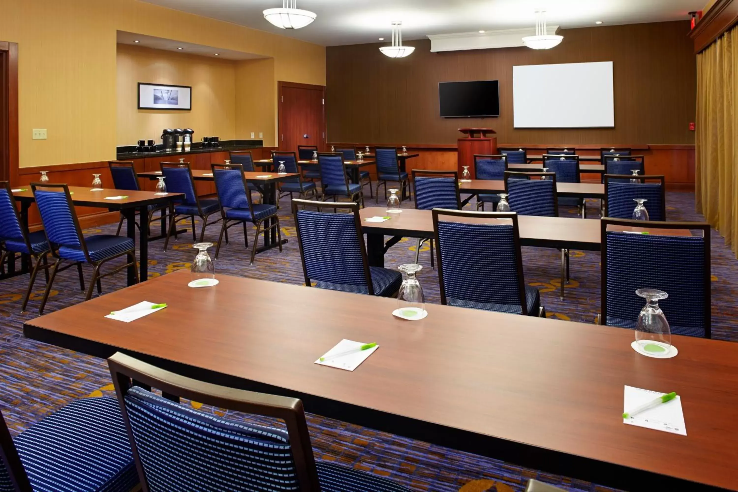 Meeting/conference room, Business Area/Conference Room in Courtyard Pittsburgh Greensburg