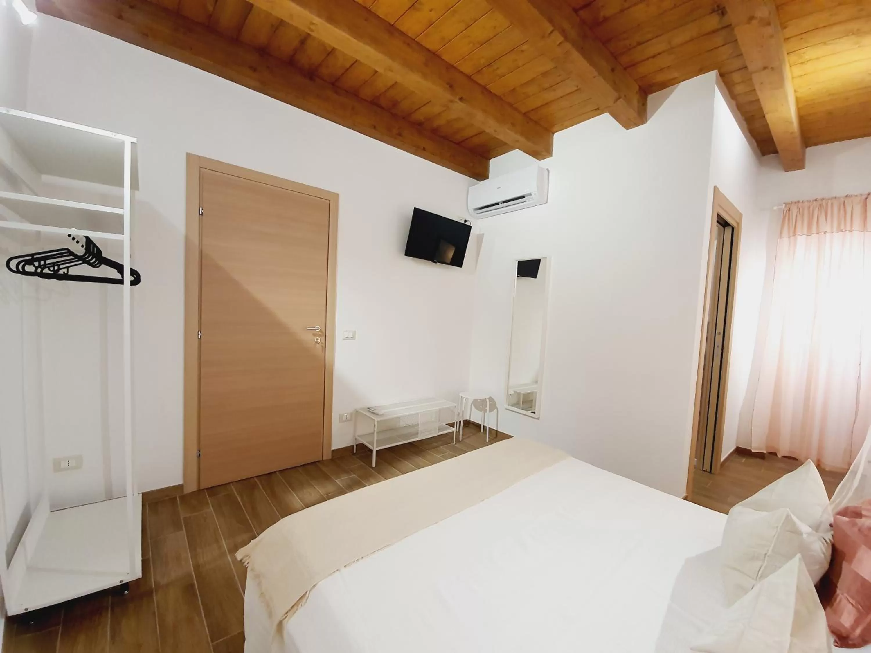 Bed in Casa Ludo - Fondi Vertice Rooms