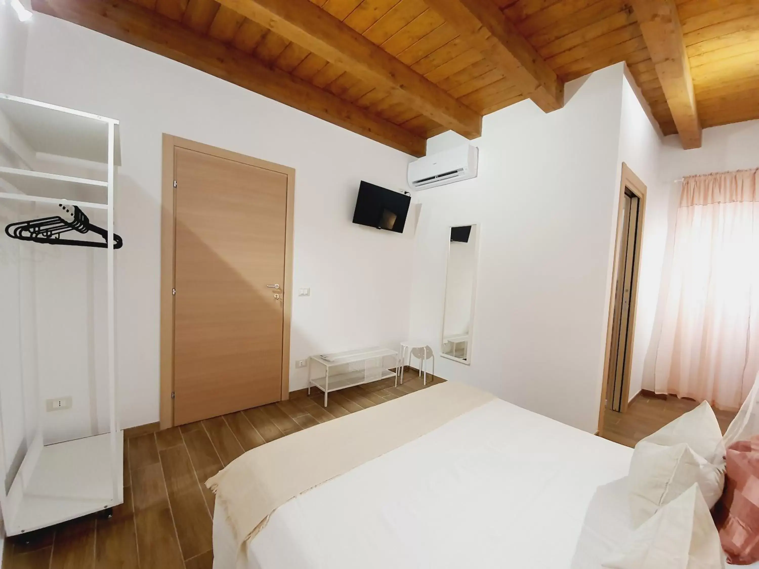 Bed in Casa Ludo - Fondi Vertice Rooms