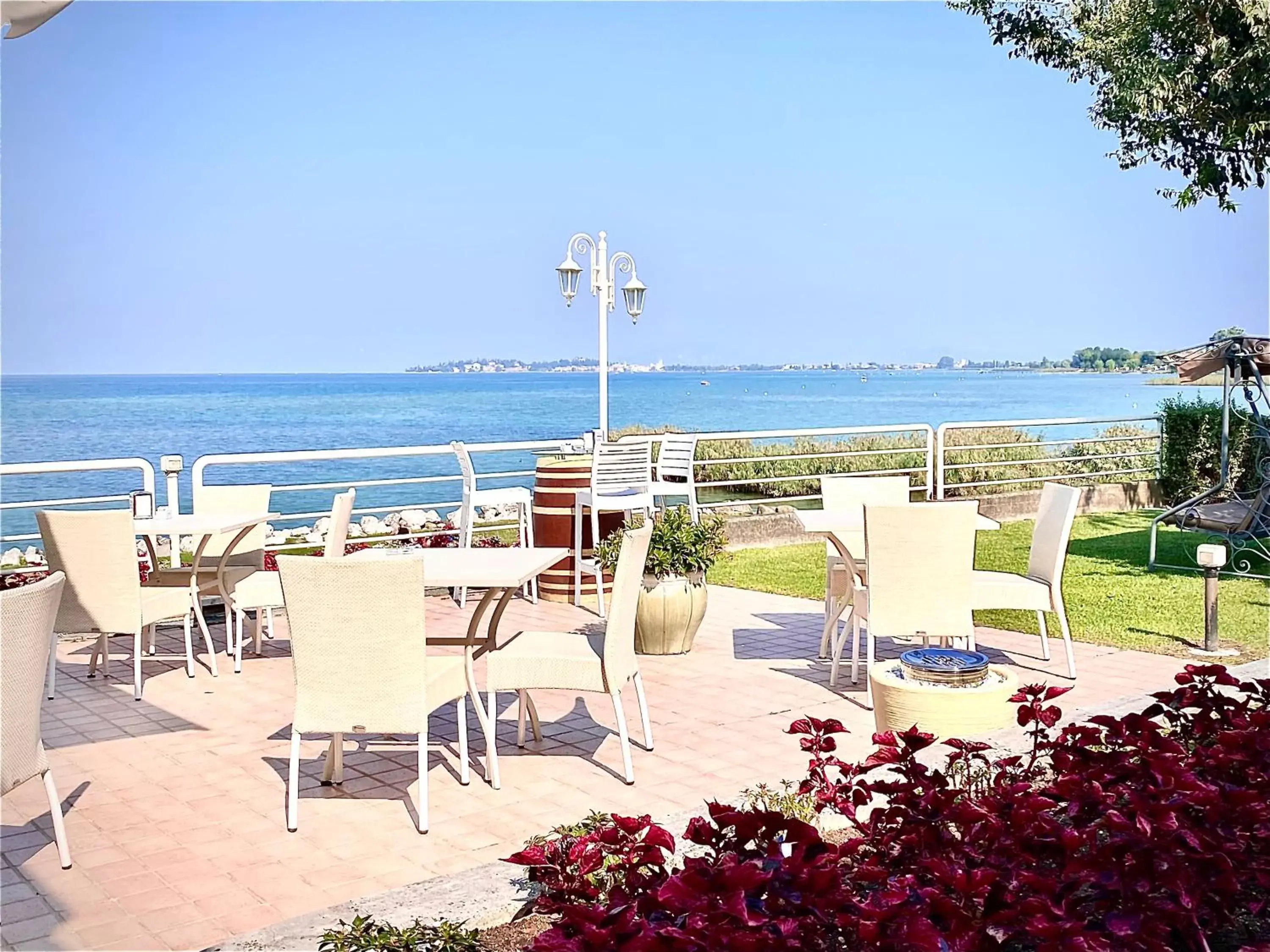 Restaurant/places to eat in Hotel Aquila D'Oro Desenzano