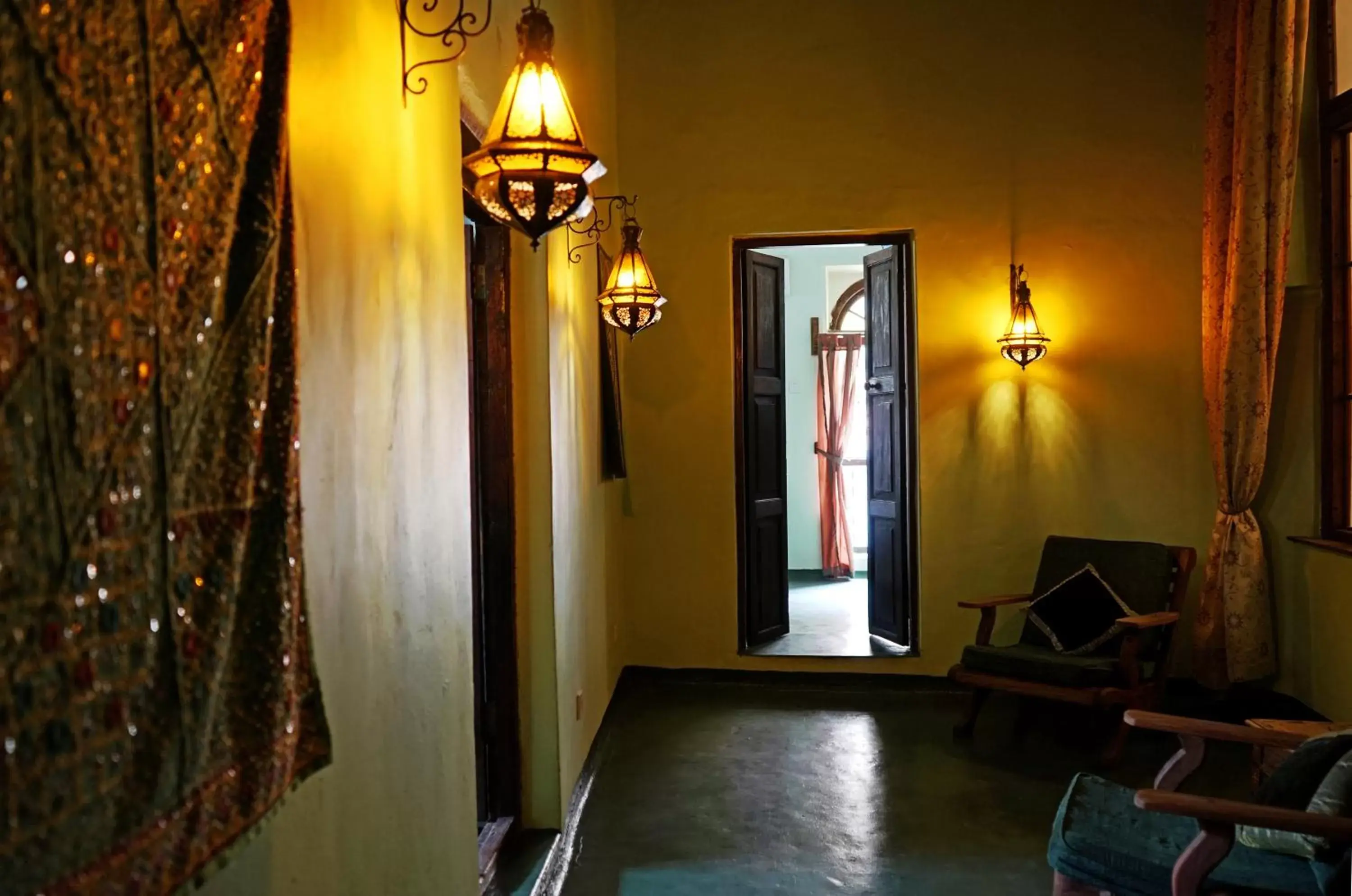 Living room in Zanzibar Palace Hotel