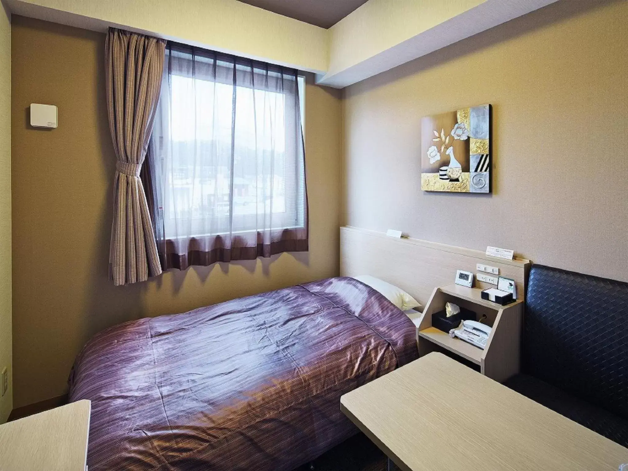Photo of the whole room, Bed in Hotel Route-inn Yaita