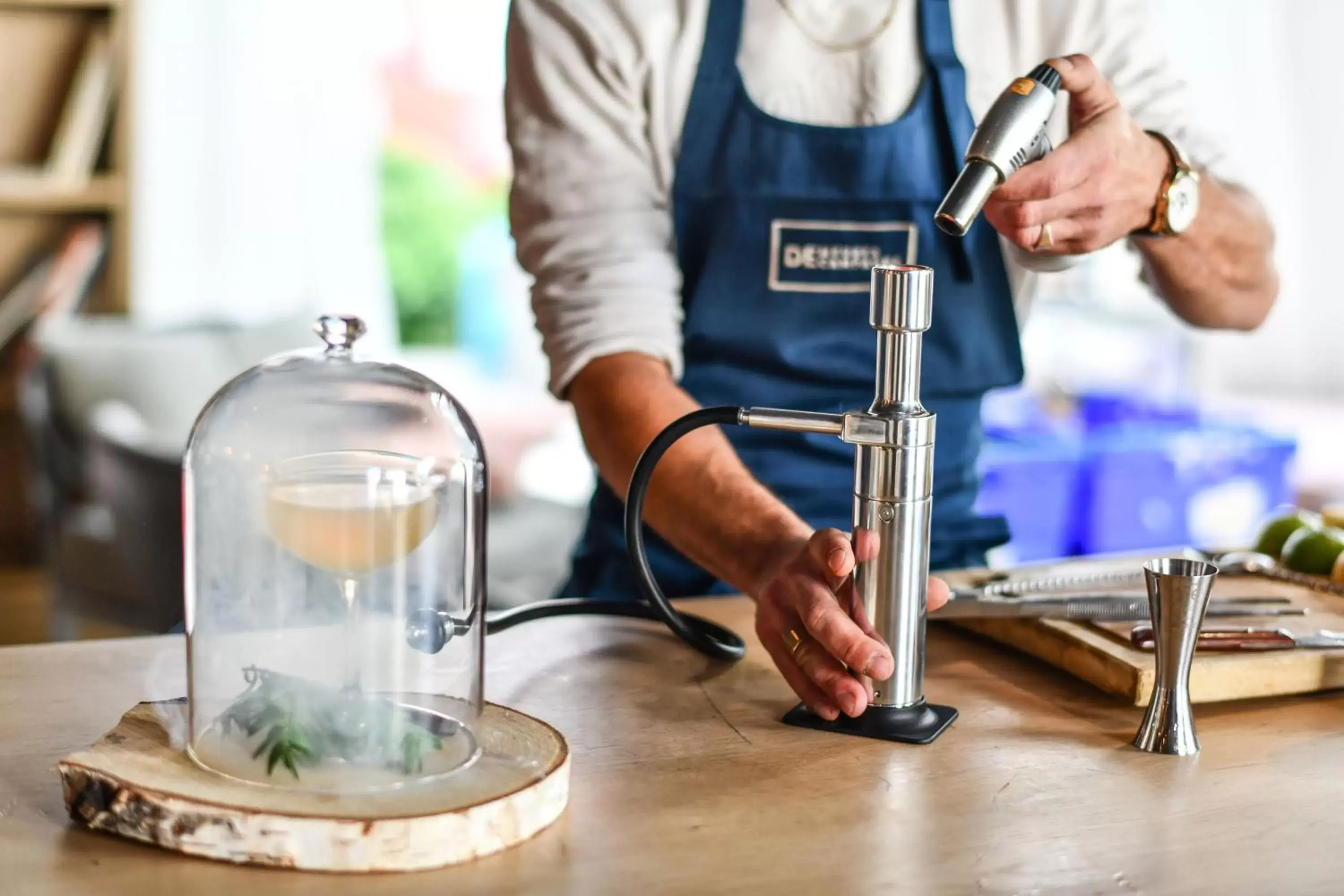 Lounge or bar in Mercure Château de Fontainebleau Lounge or bar in Mercure Château de Fontainebleau