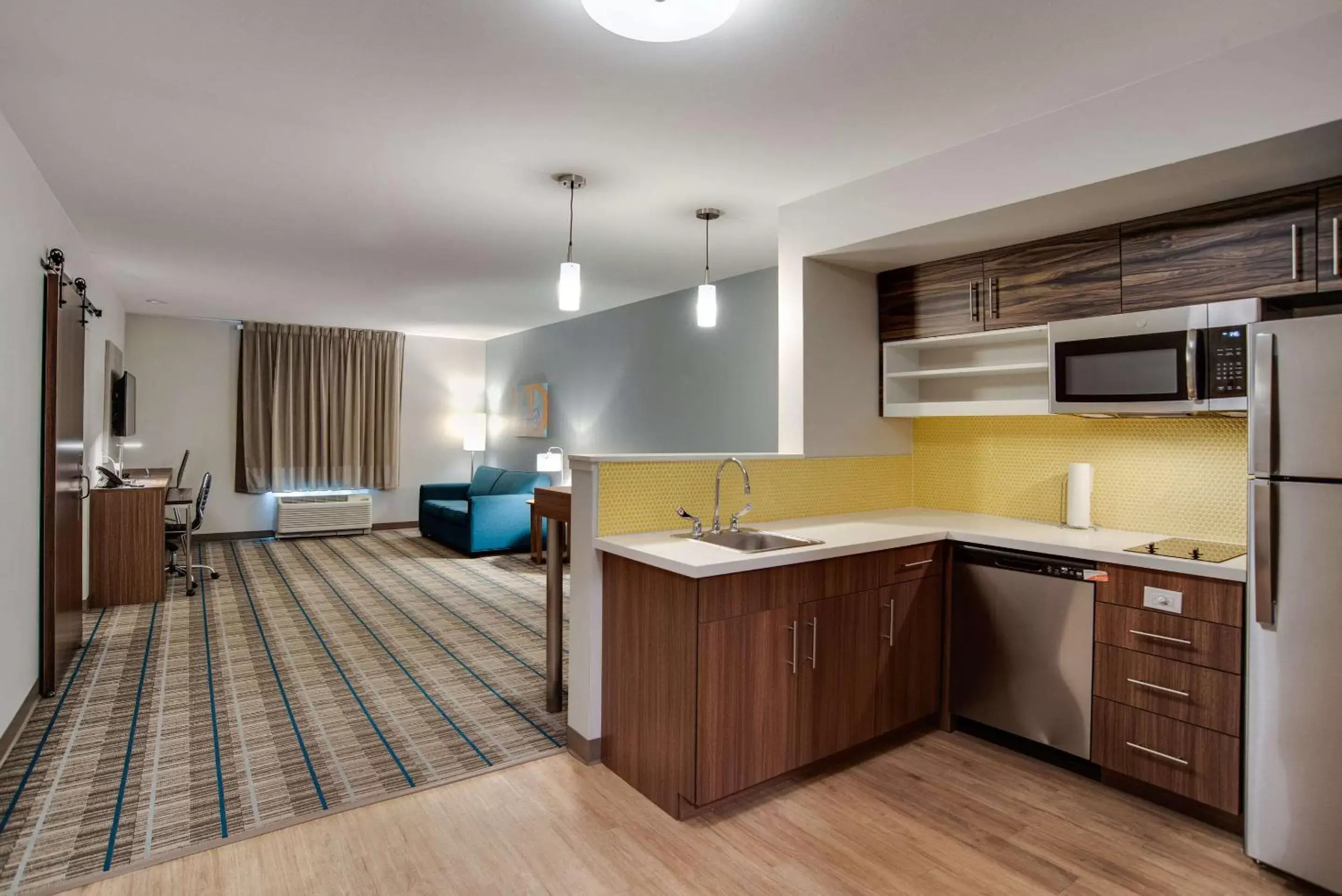 kitchen, Kitchen/Kitchenette in MainStay Suites Carlisle - Harrisburg