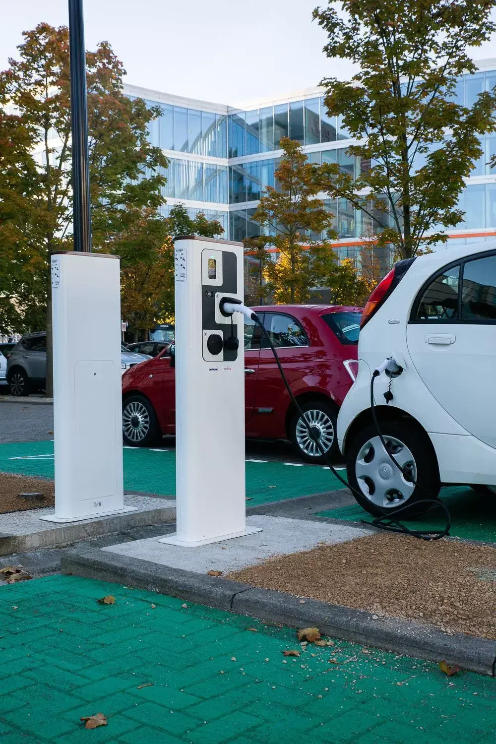 Parking in Crowne Plaza Brussels Airport, an IHG Hotel